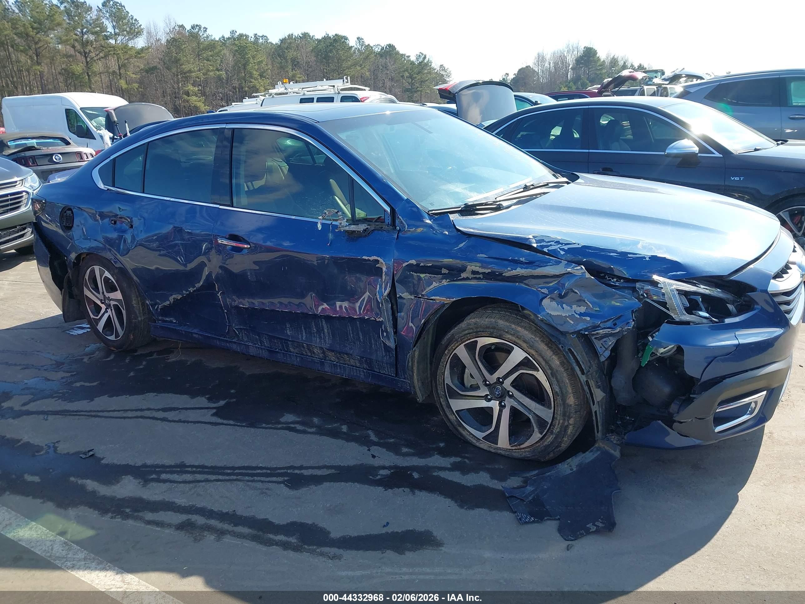 SUBARU LEGACY image 6