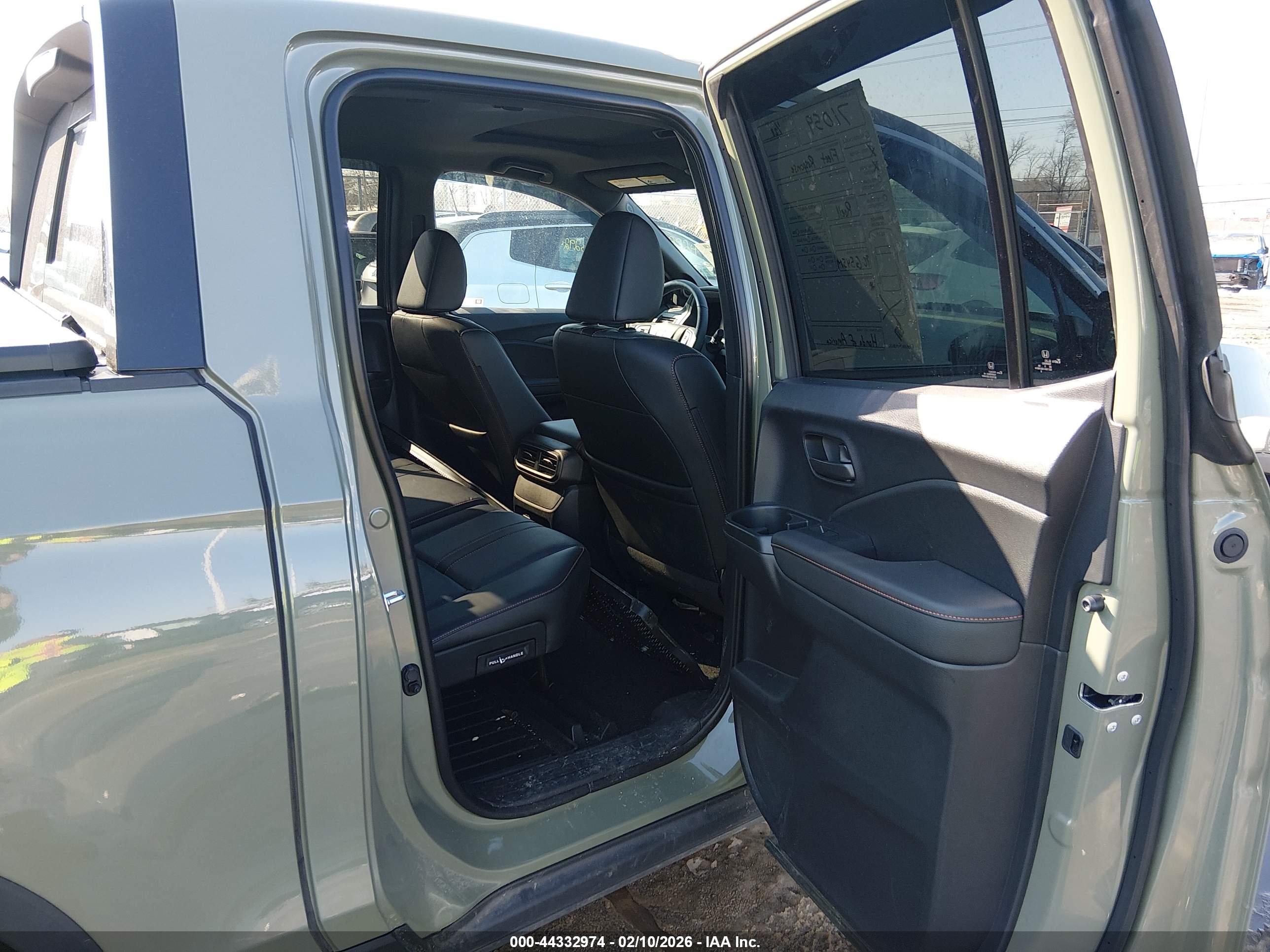 HONDA RIDGELINE image 8