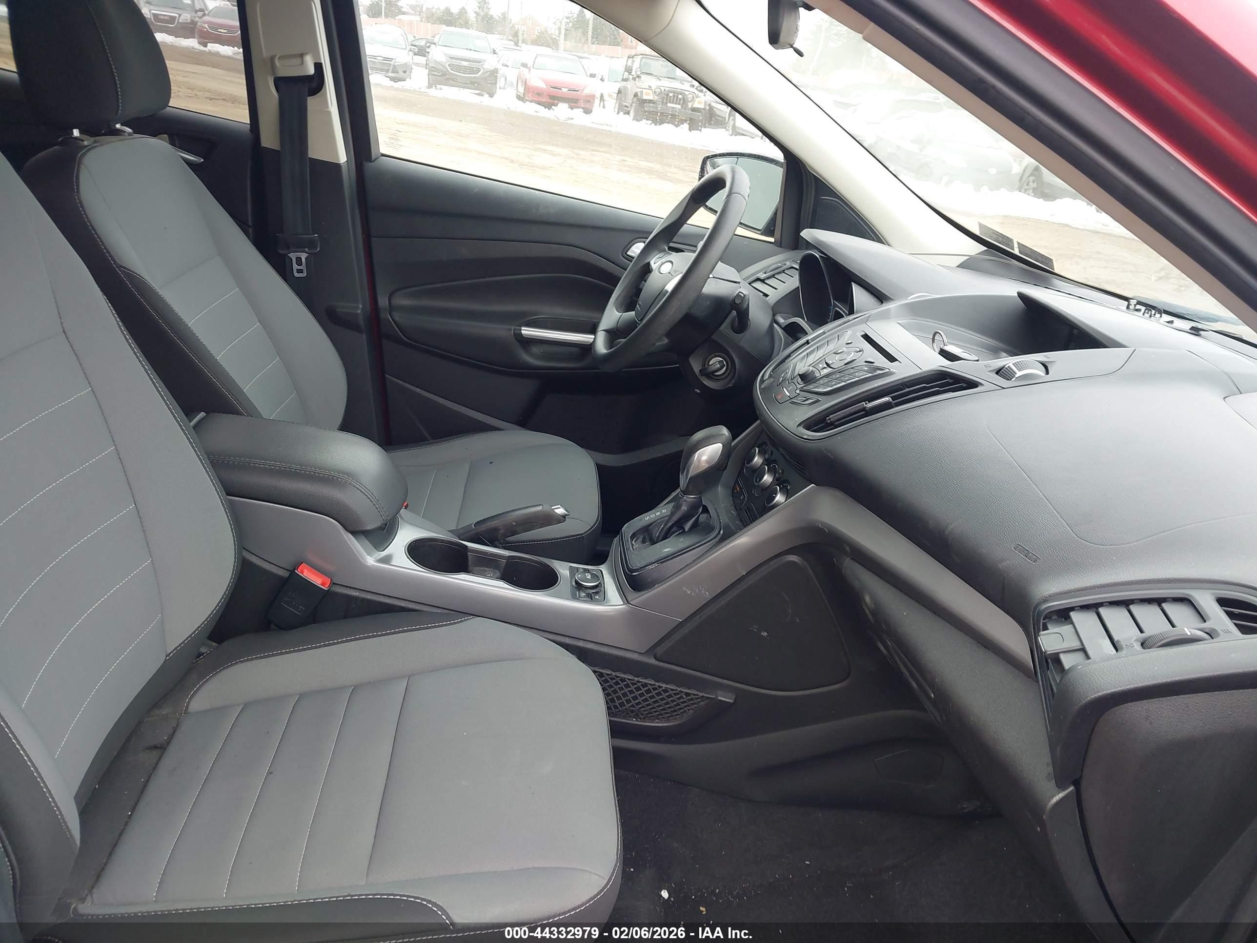 FORD ESCAPE image 5