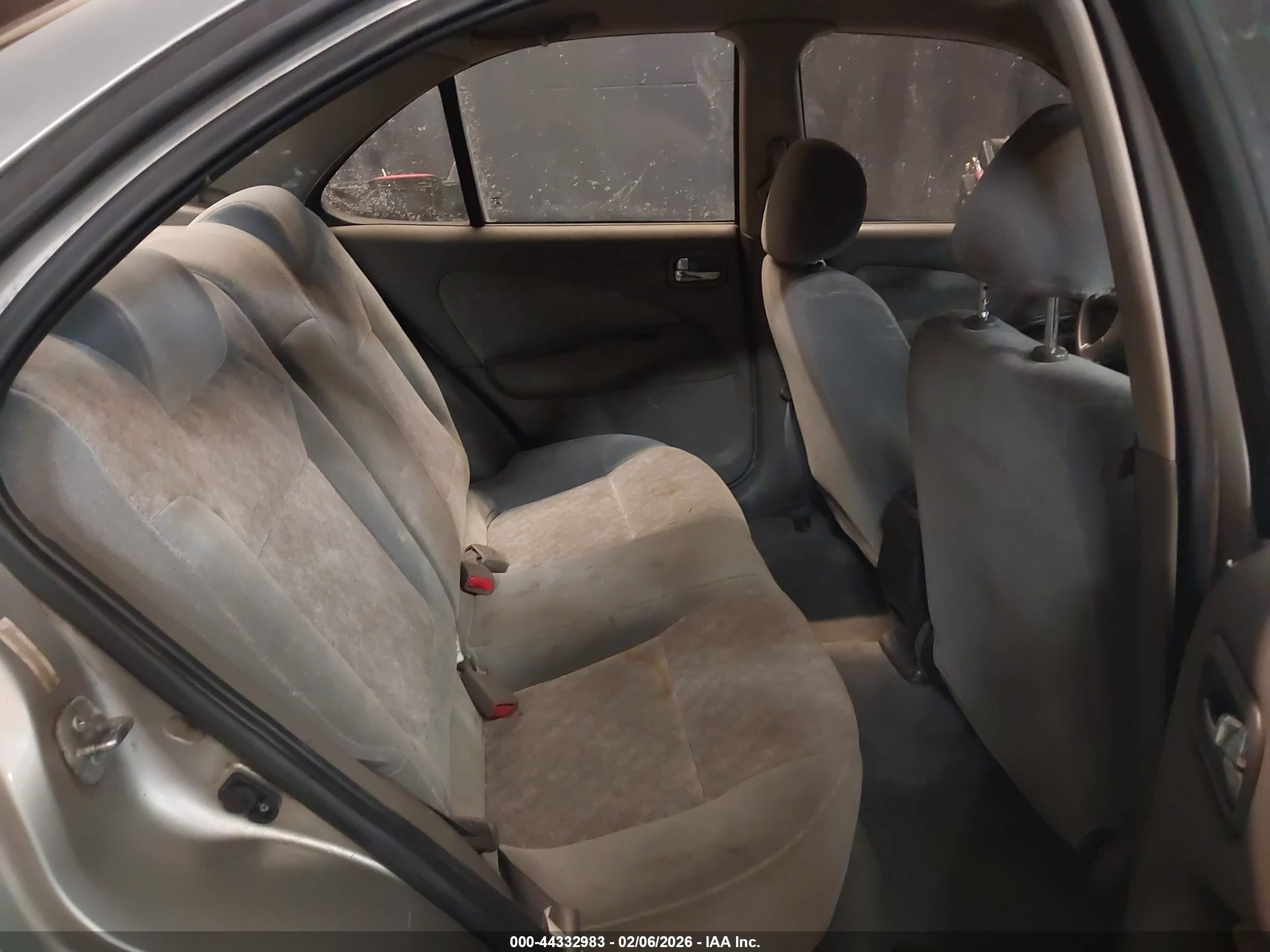 NISSAN SENTRA image 8