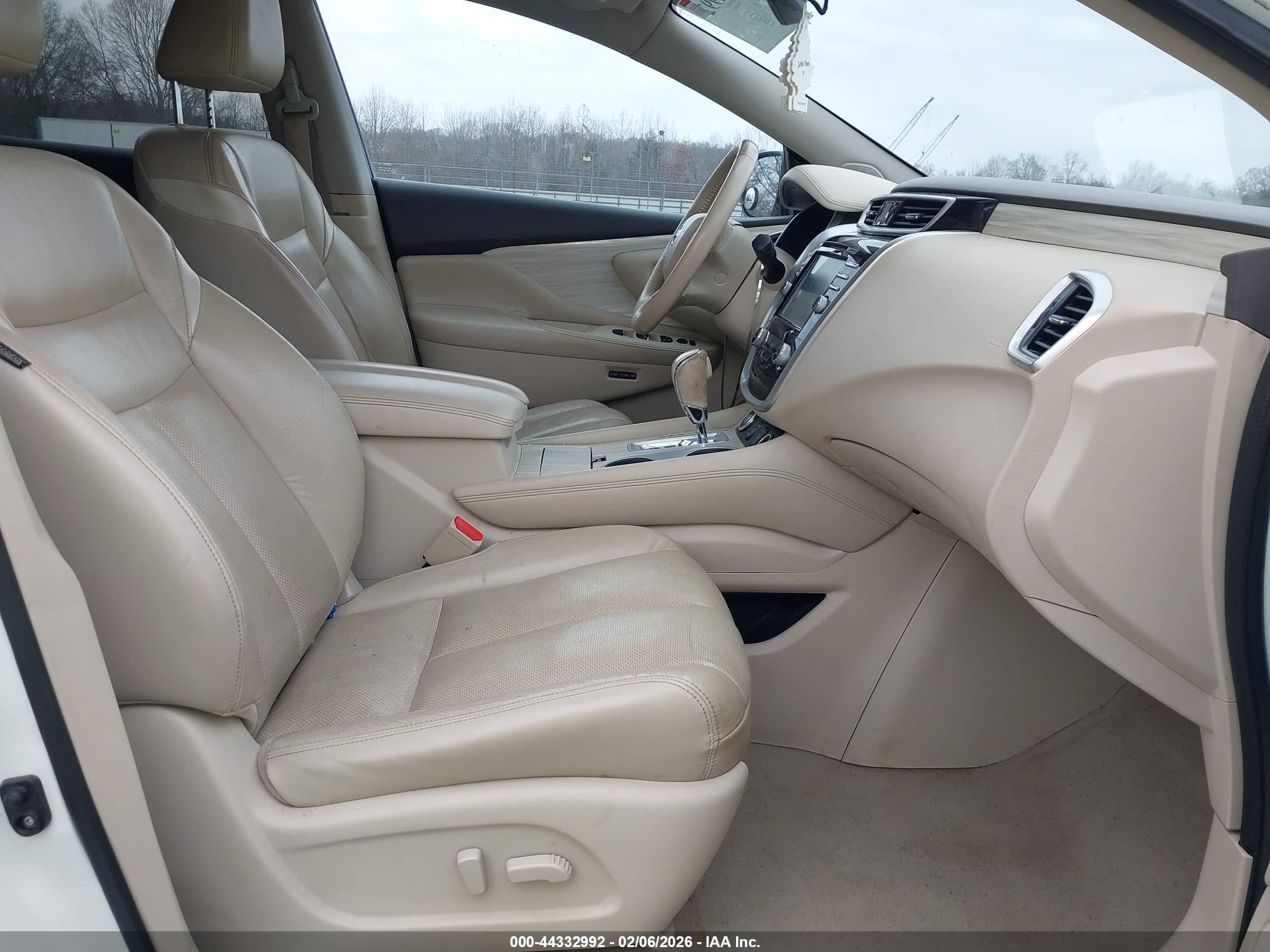 NISSAN MURANO image 5