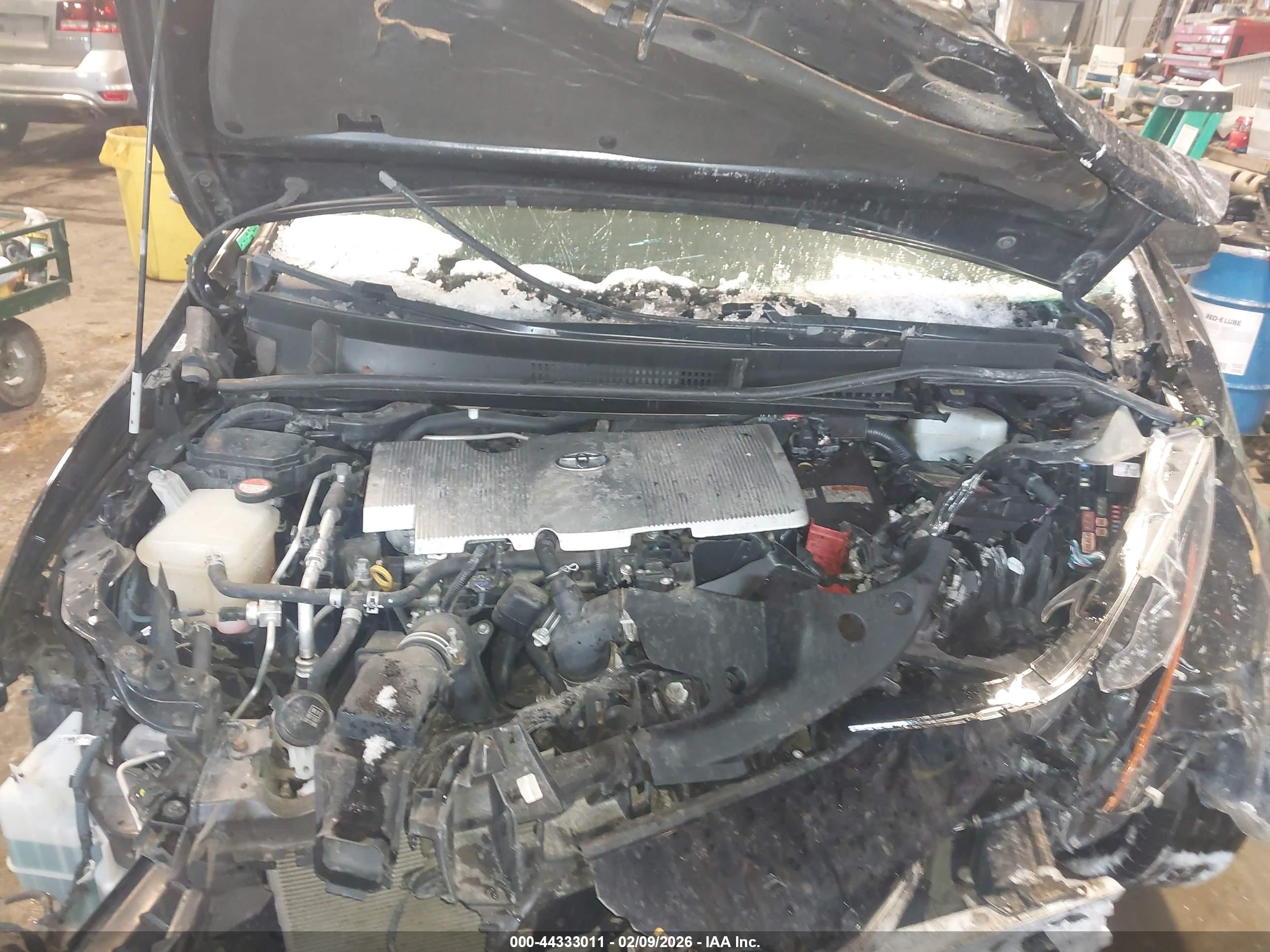 TOYOTA PRIUS image 10