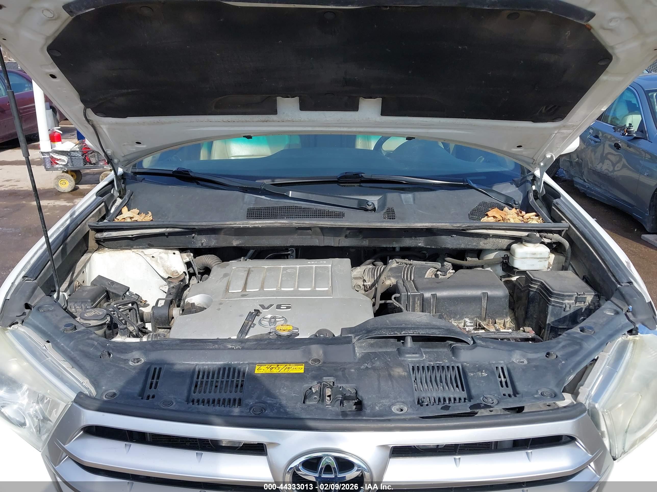 TOYOTA HIGHLANDER image 10