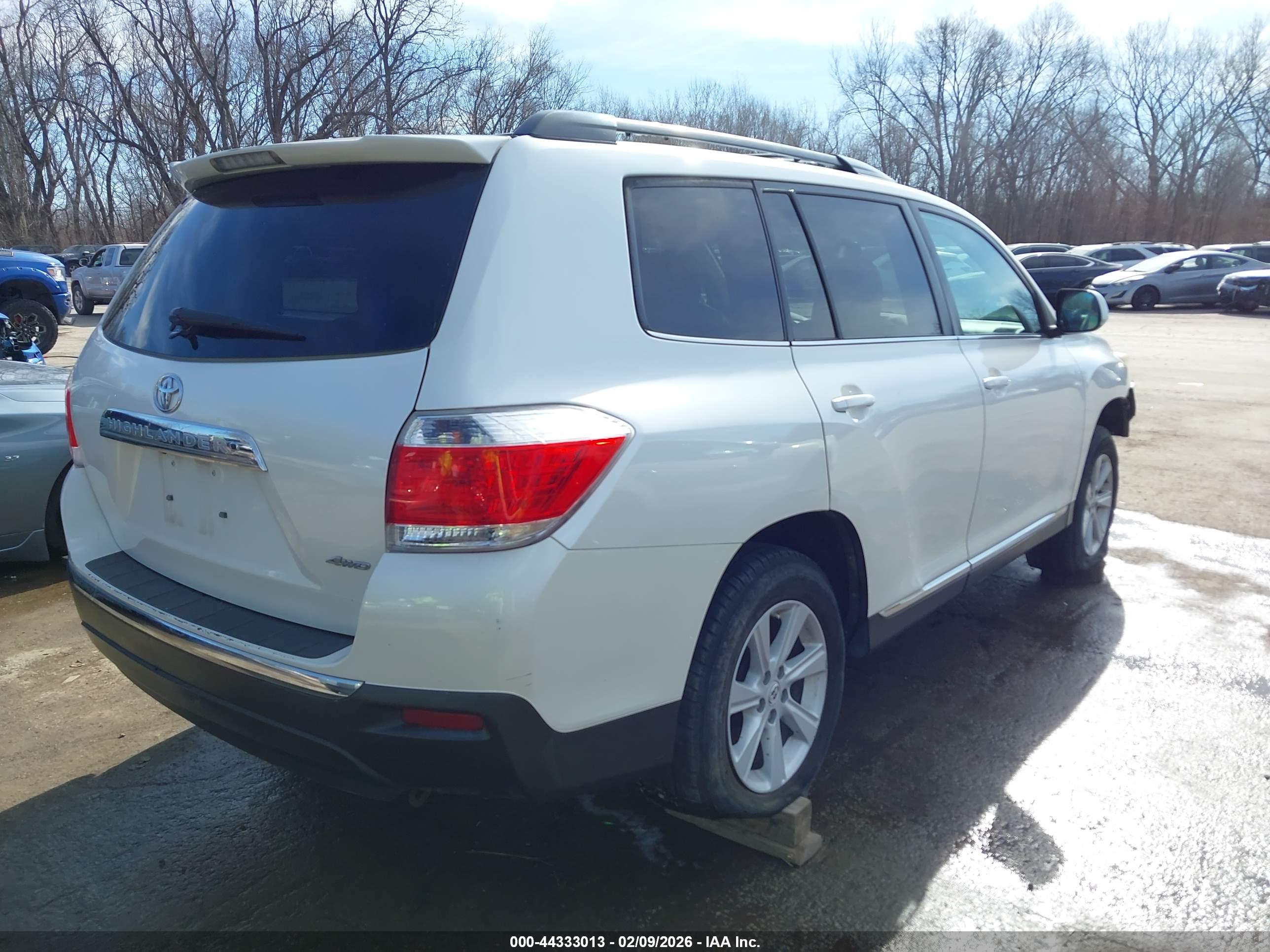 TOYOTA HIGHLANDER image 4