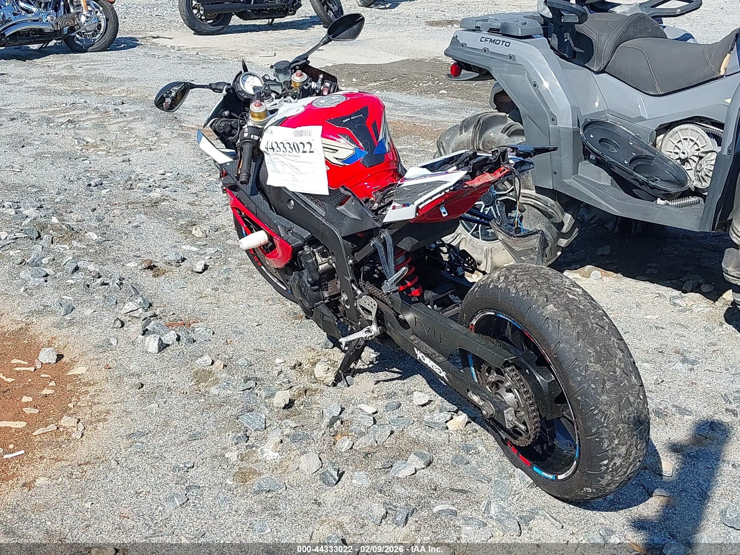 BMW S image 3