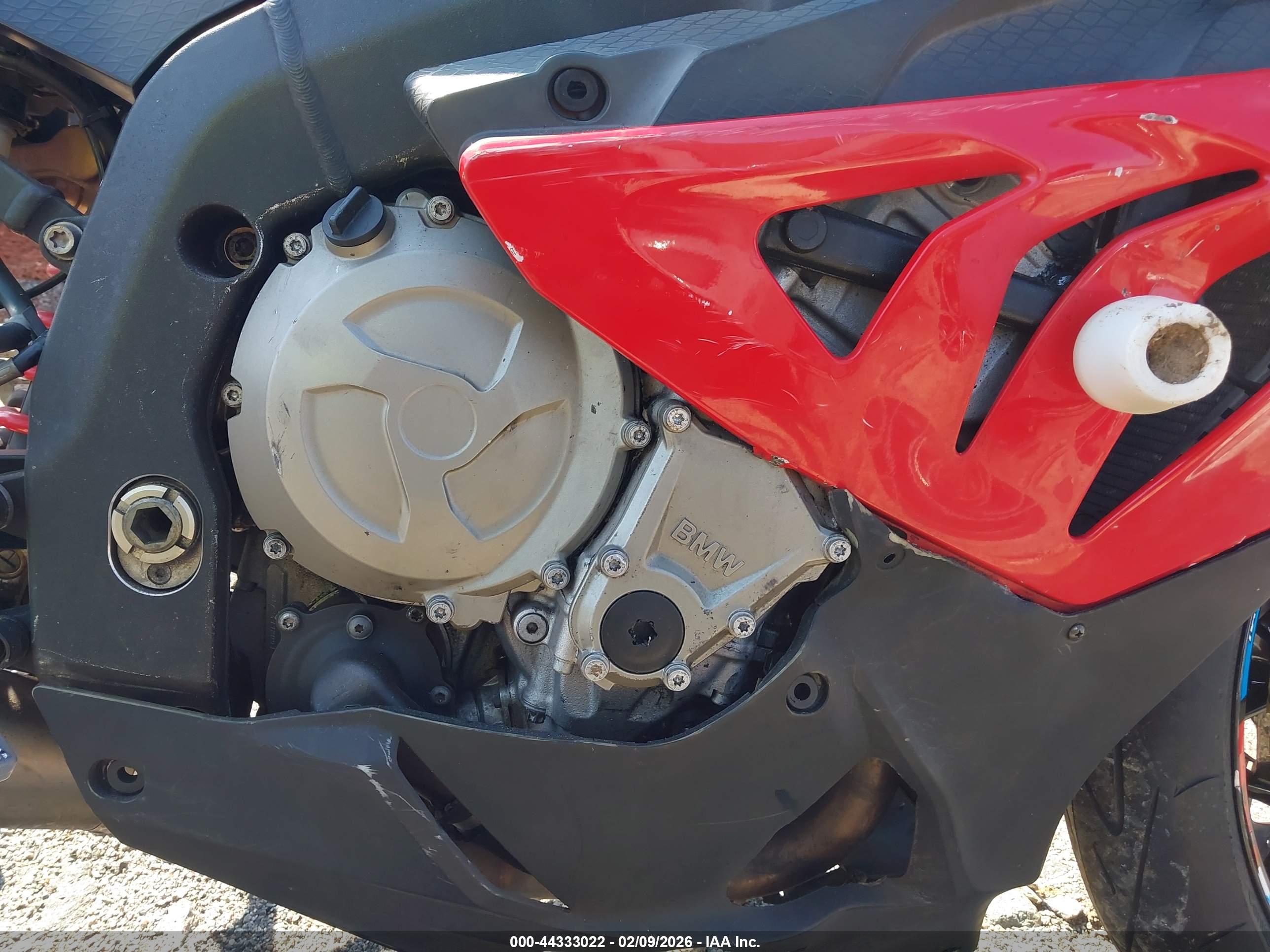 BMW S image 8