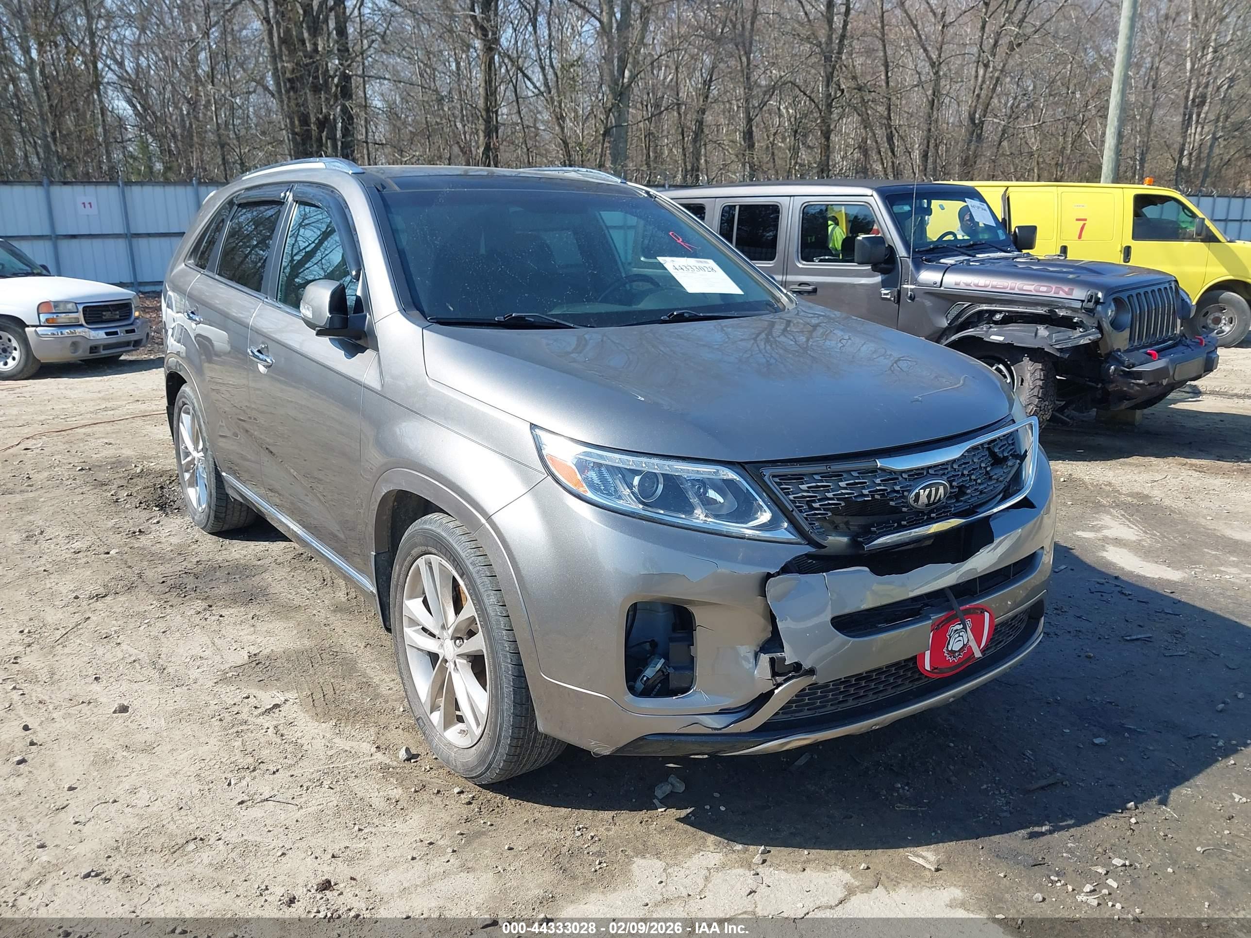 KIA SORENTO image 6