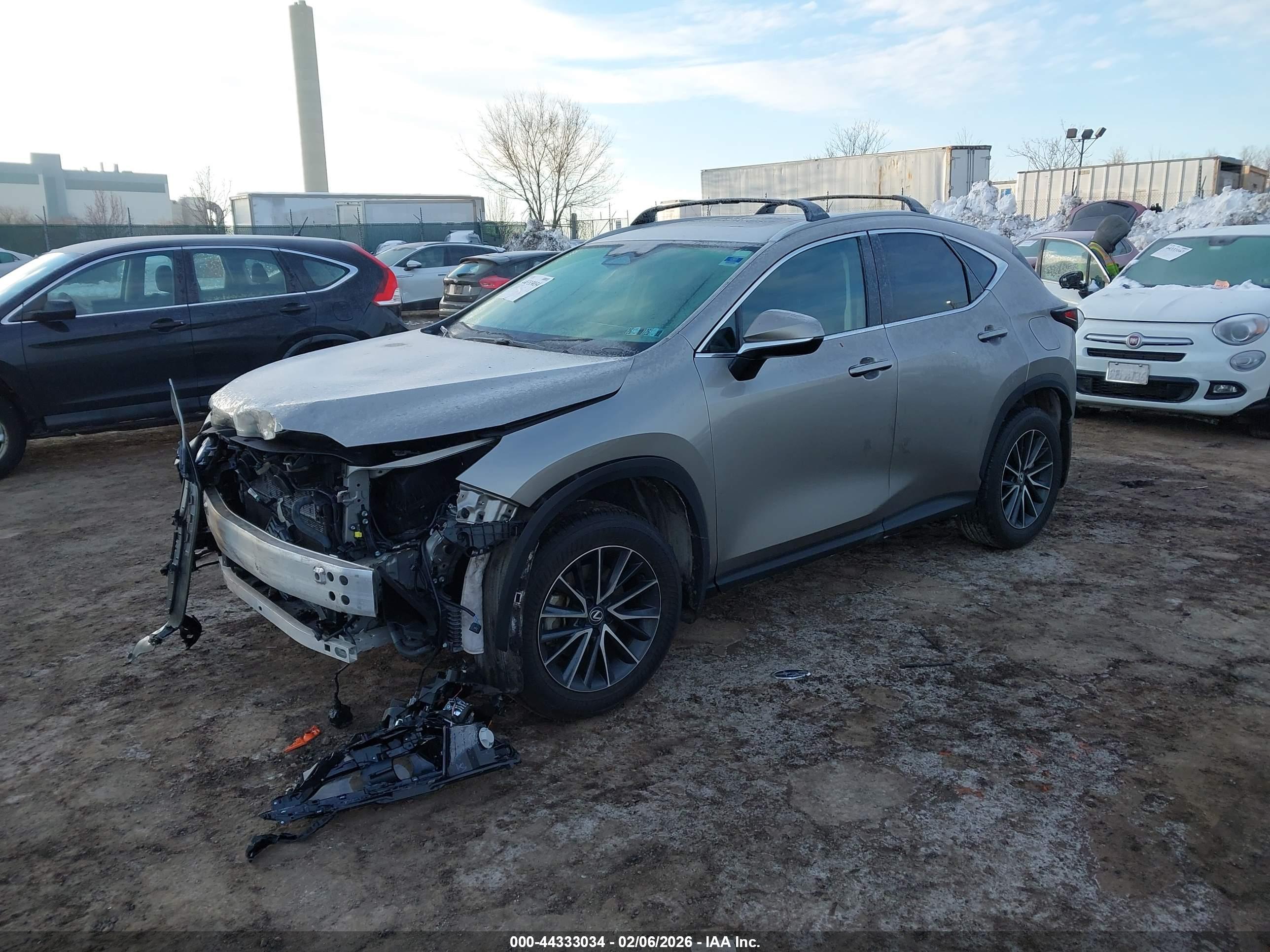 LEXUS NX image 2