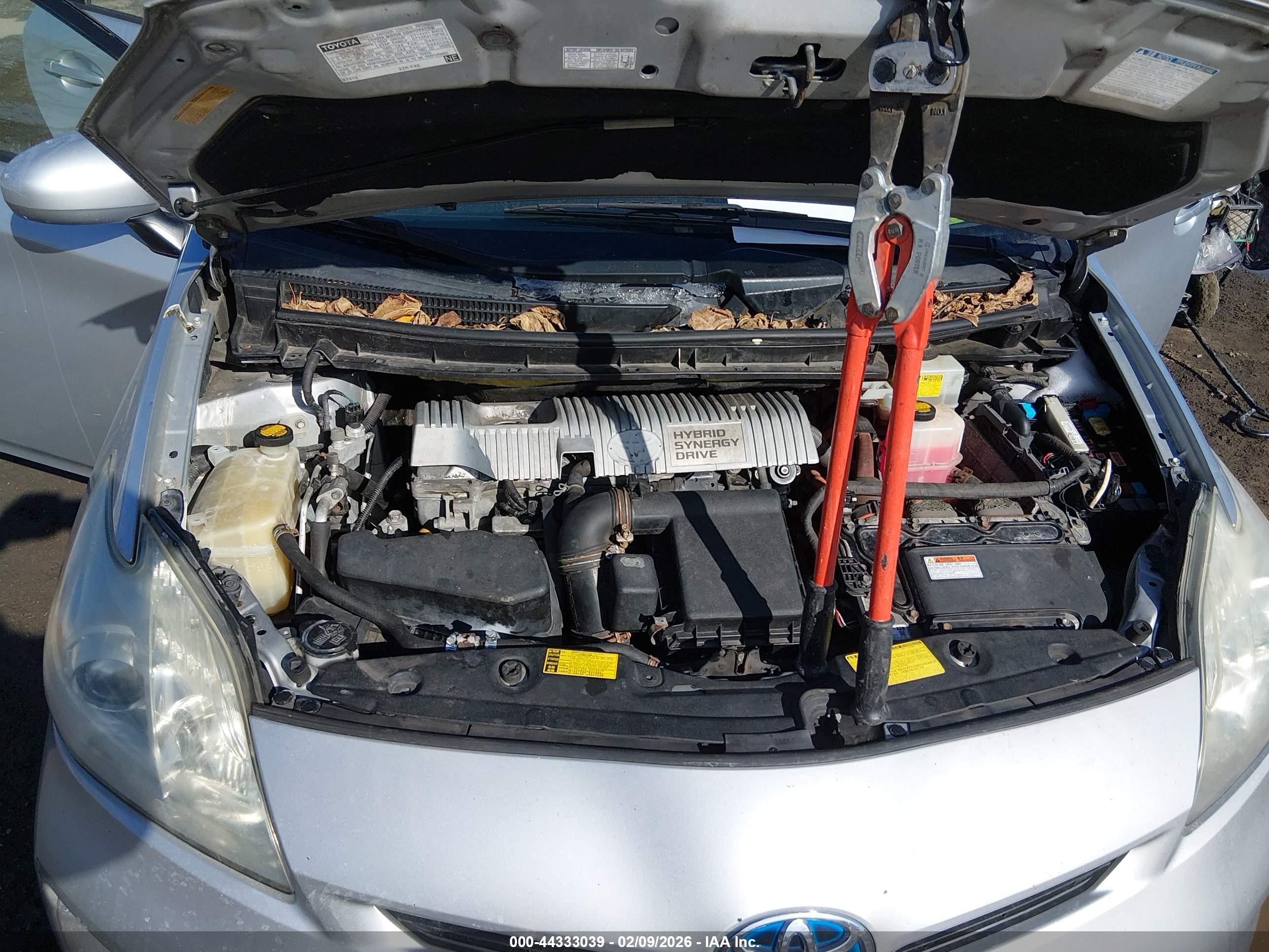 TOYOTA PRIUS image 10