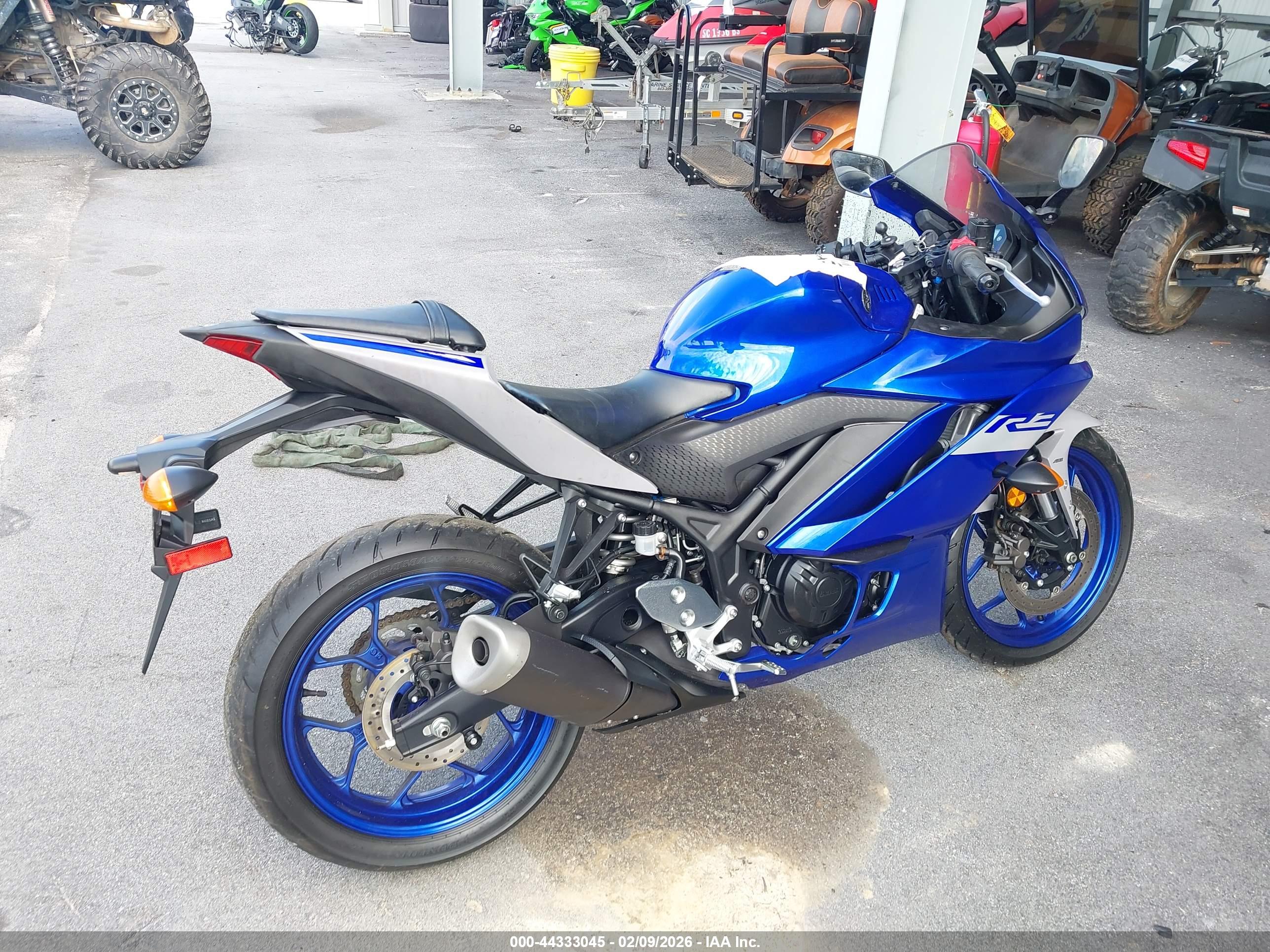 YAMAHA YZFR3 image 4