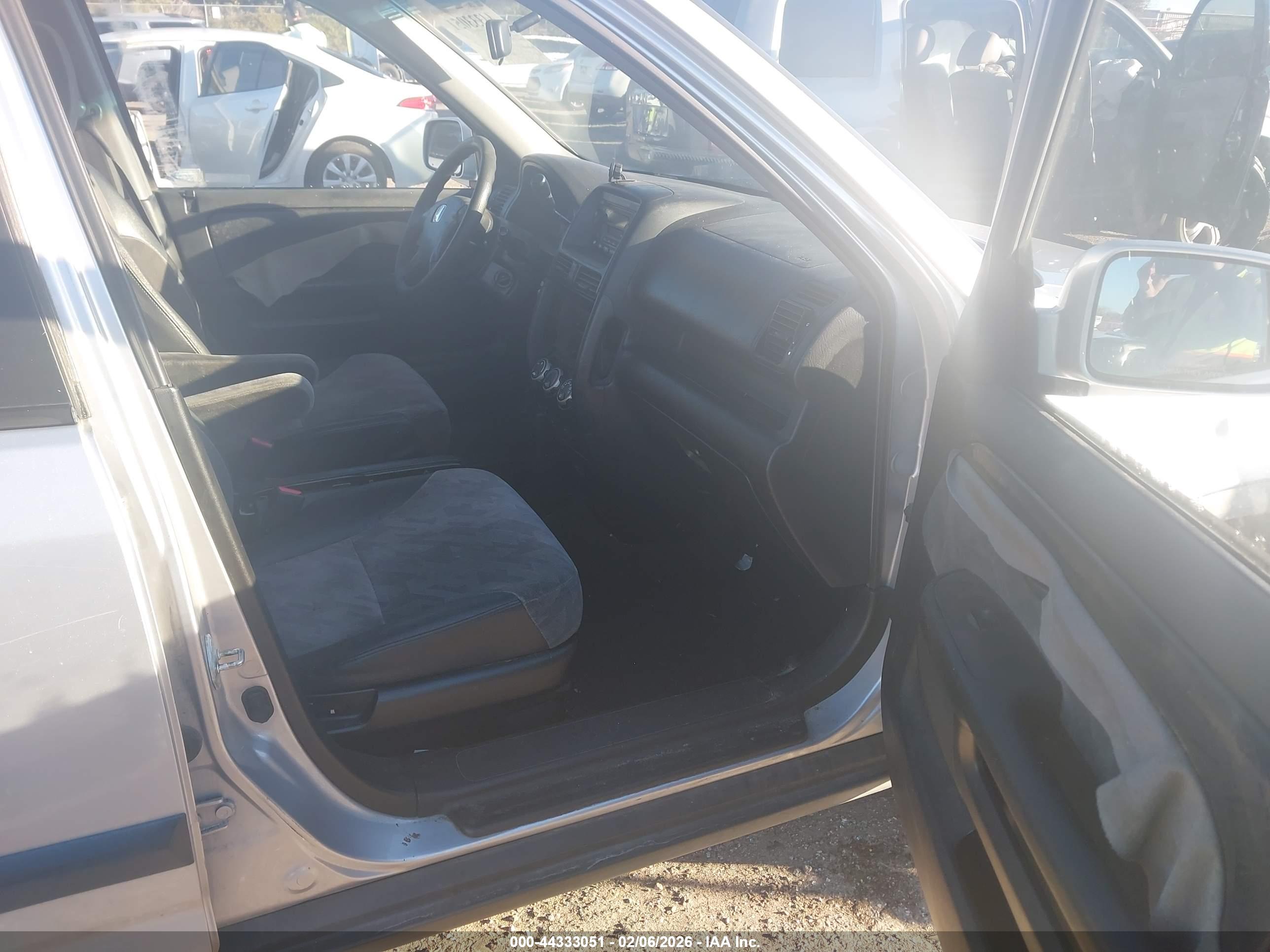 HONDA CR-V image 5