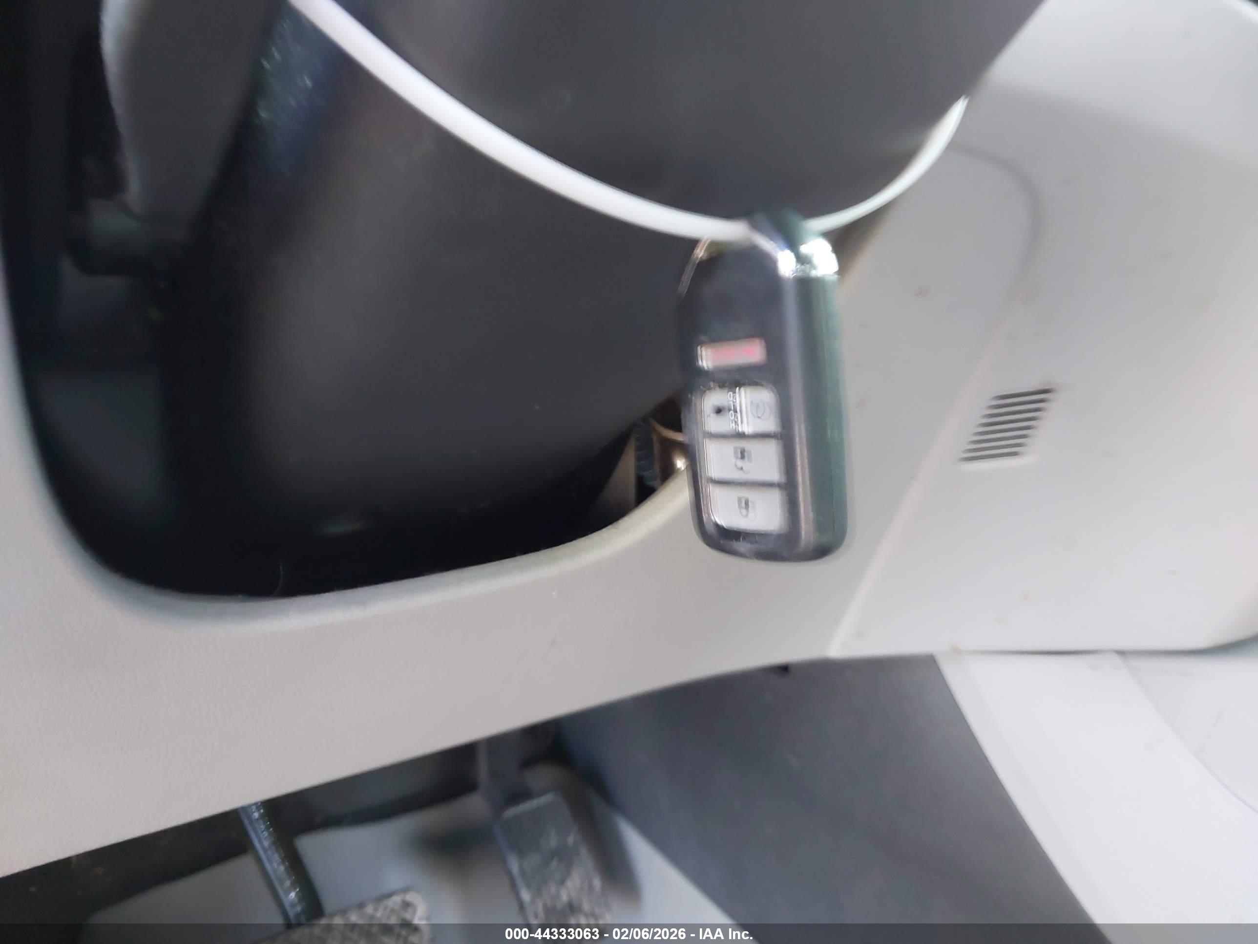 HONDA PILOT image 11