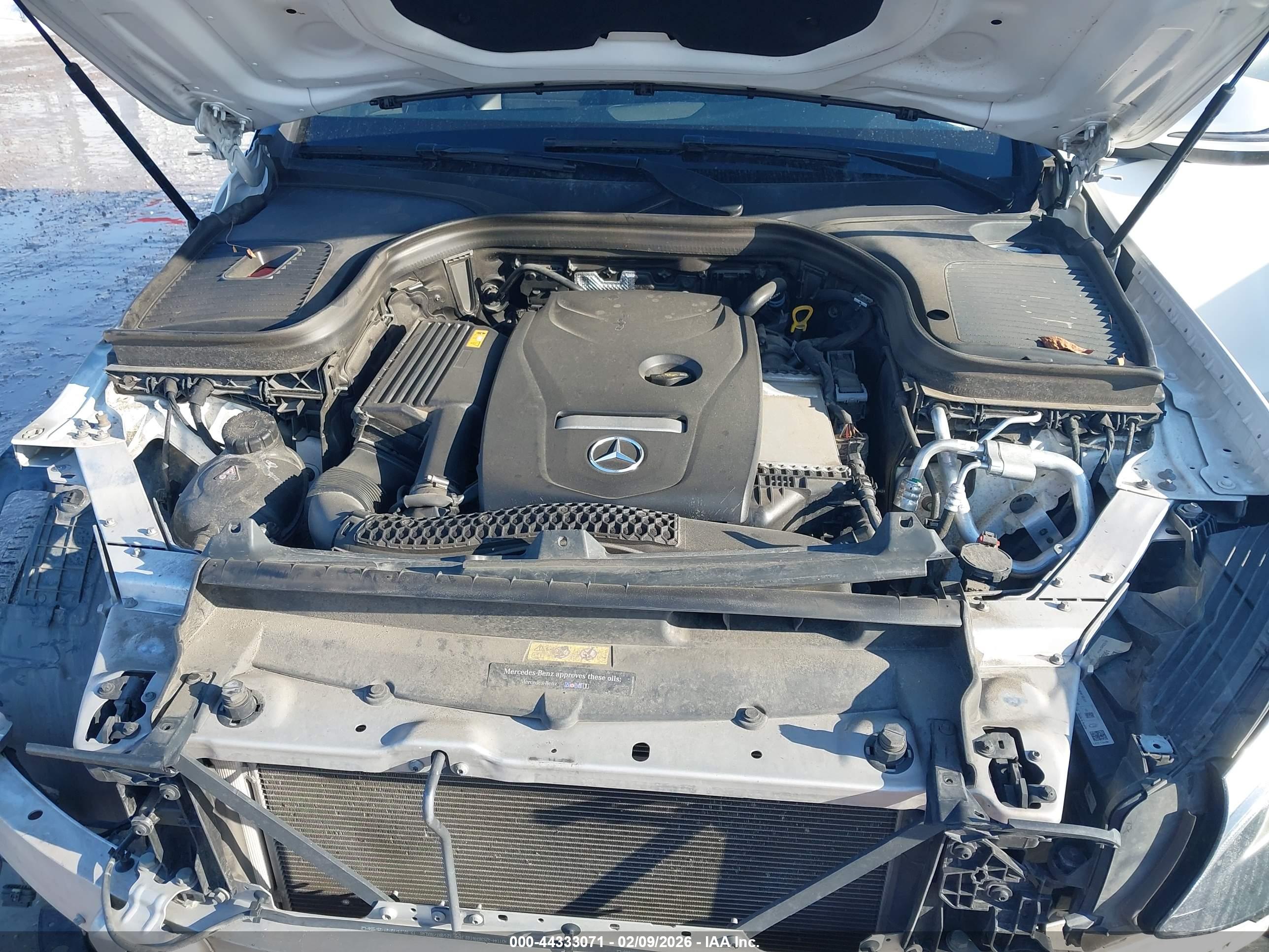 MERCEDES-BENZ GLC image 10