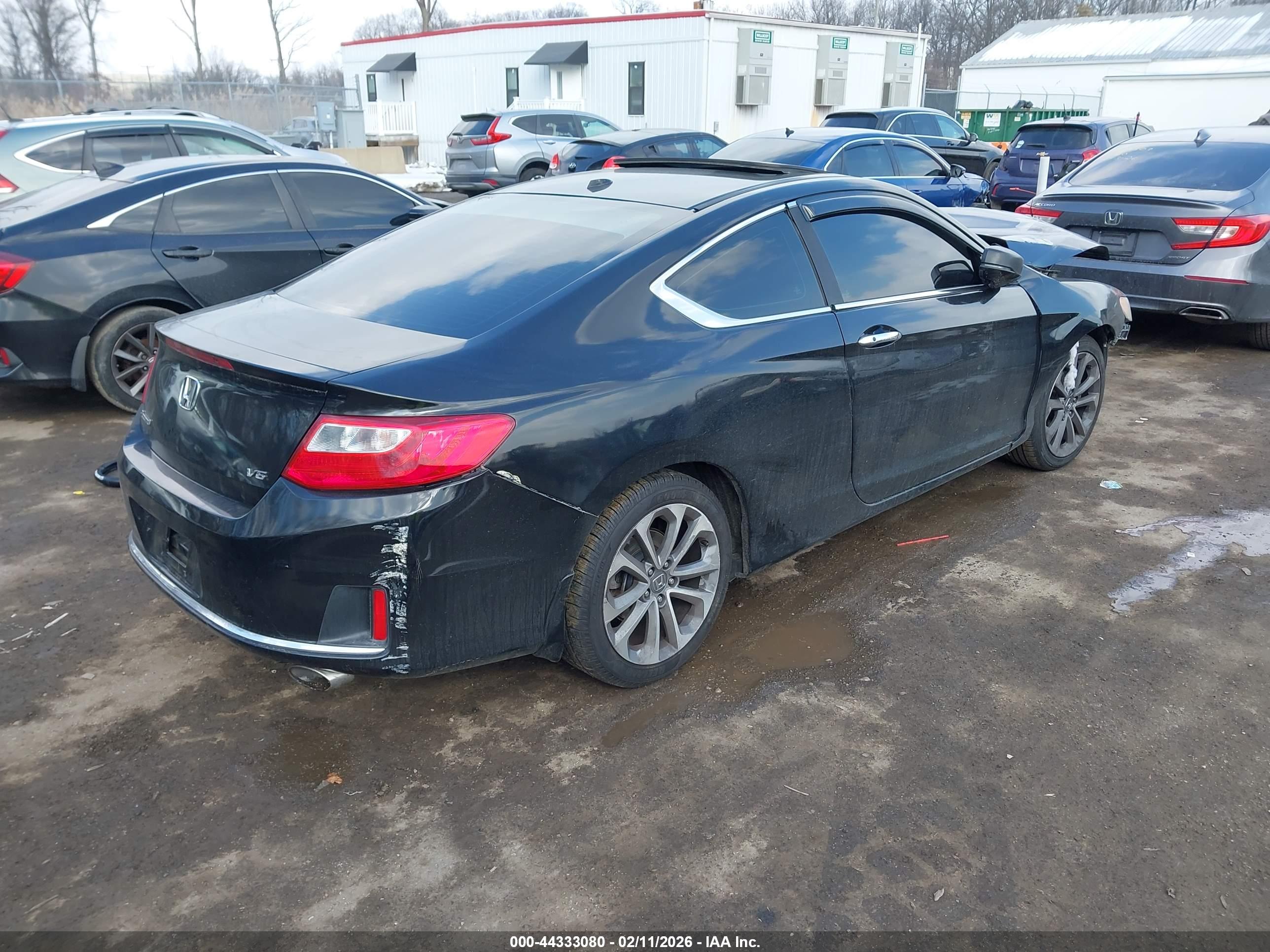 HONDA ACCORD image 4