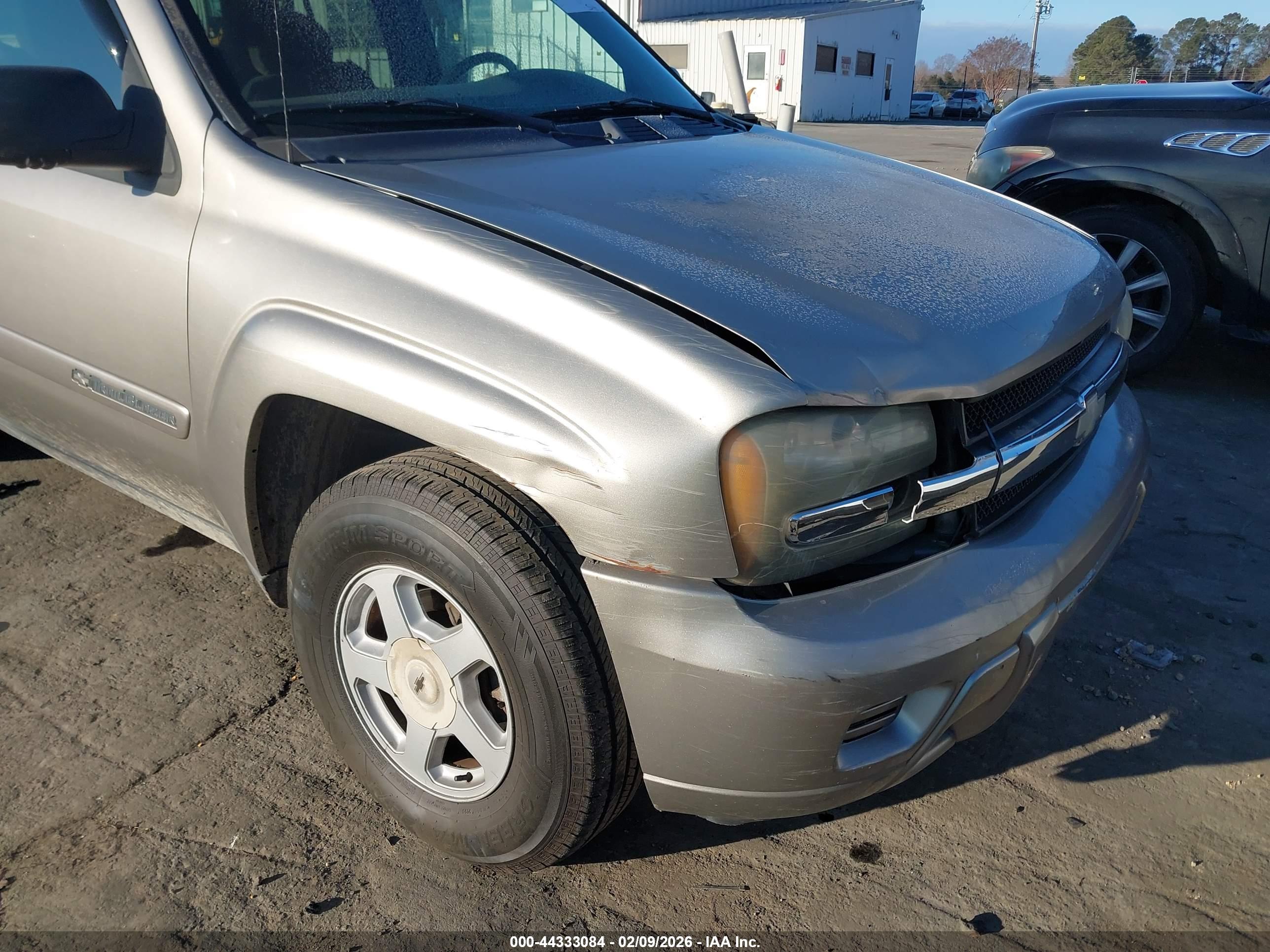 CHEVROLET TRAILBLAZER image 6