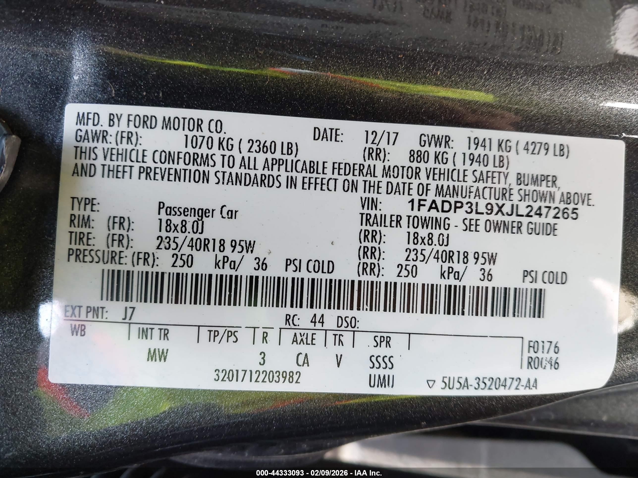 FORD FOCUS image 9