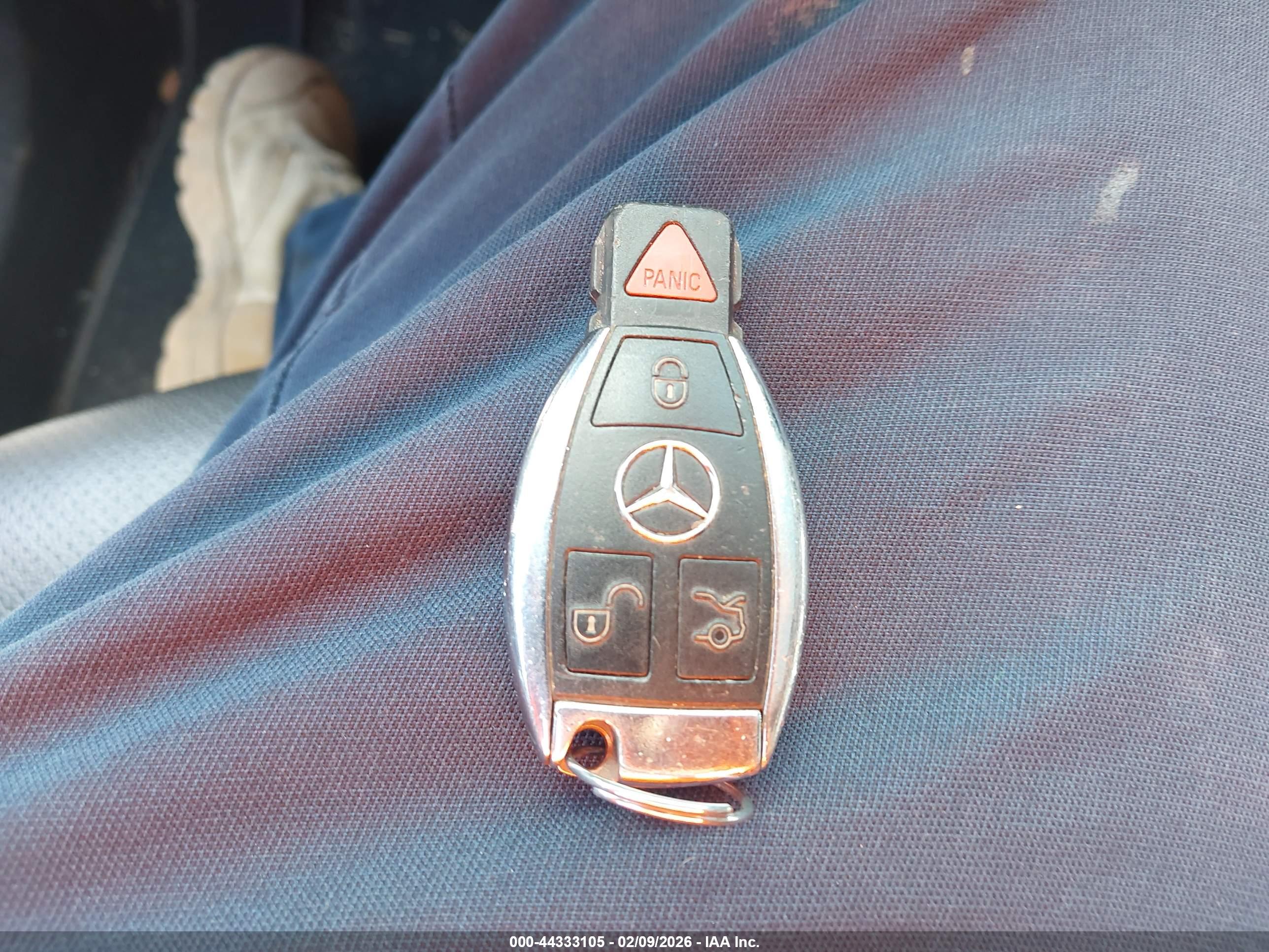MERCEDES-BENZ C image 11