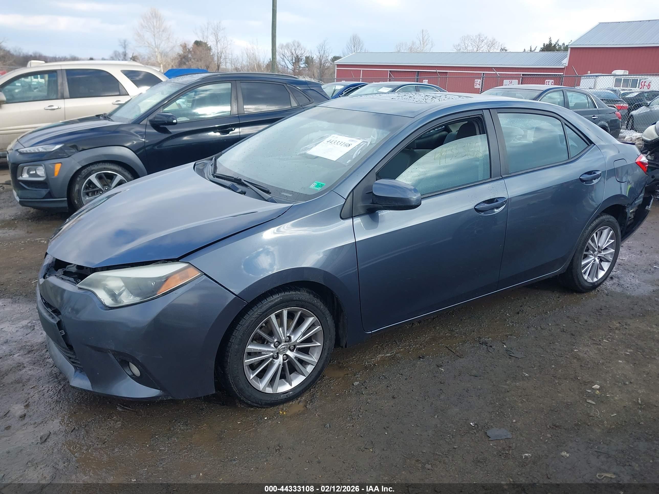 TOYOTA COROLLA image 2