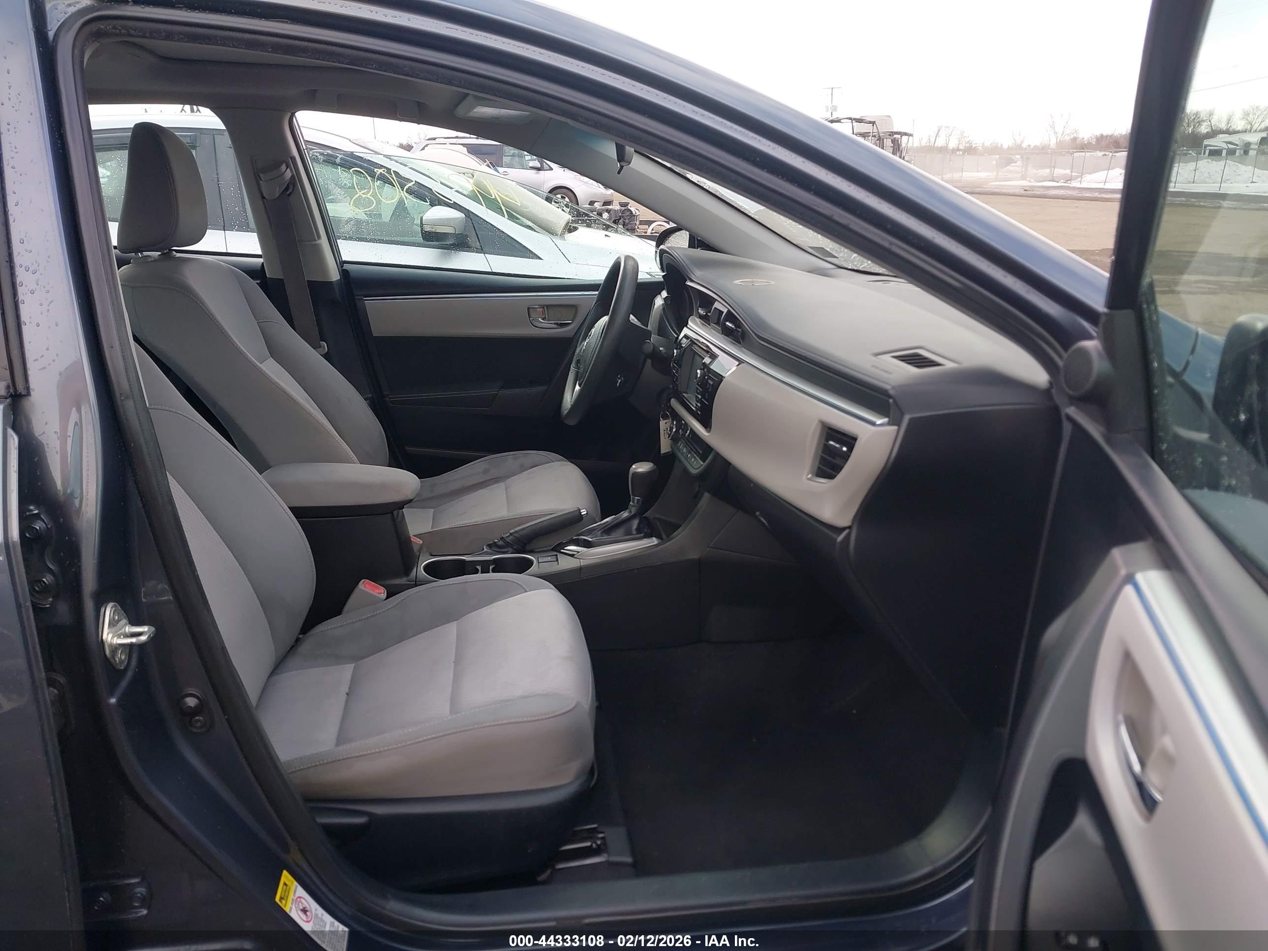 TOYOTA COROLLA image 5