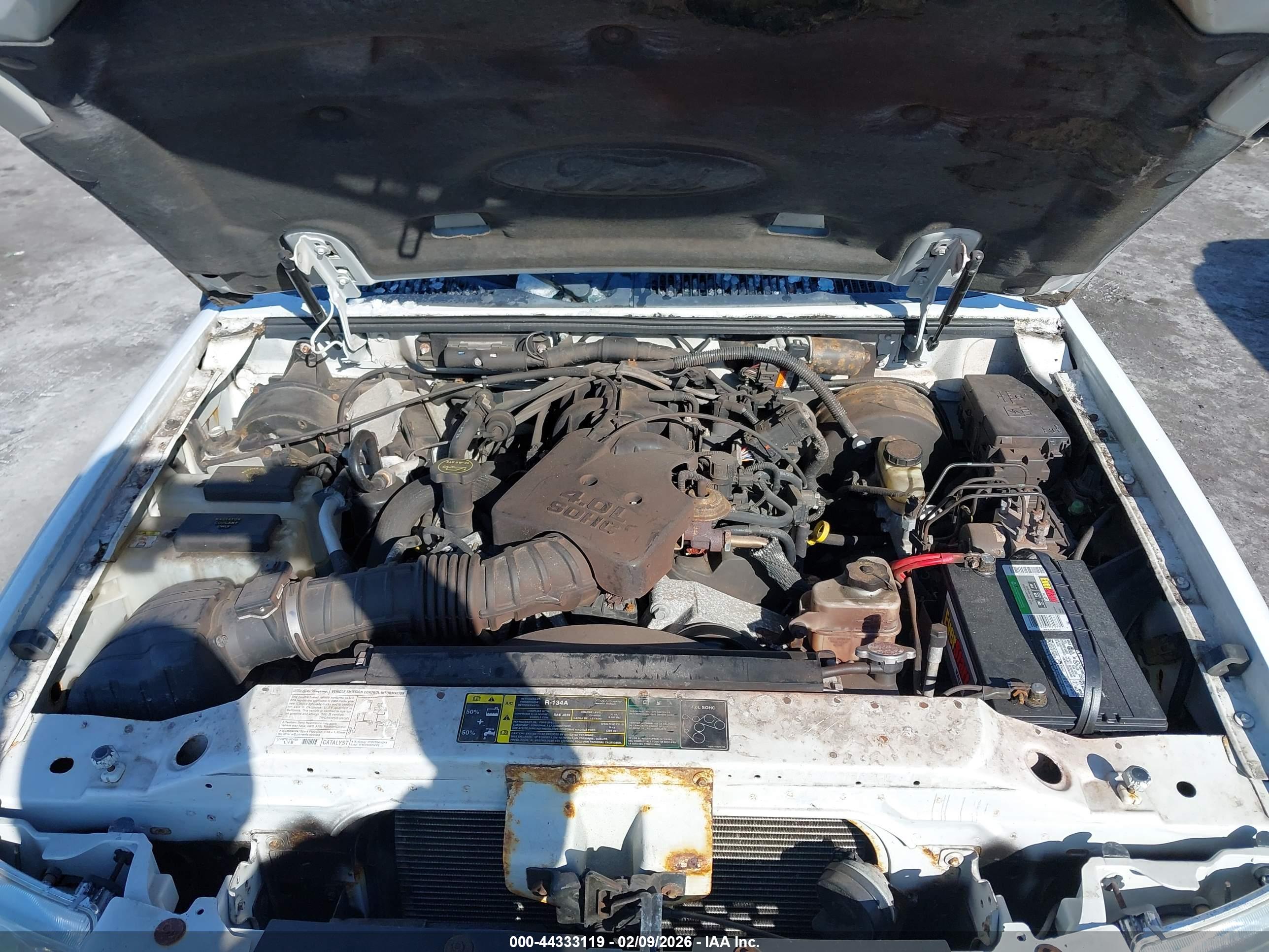 FORD EXPLORER image 10