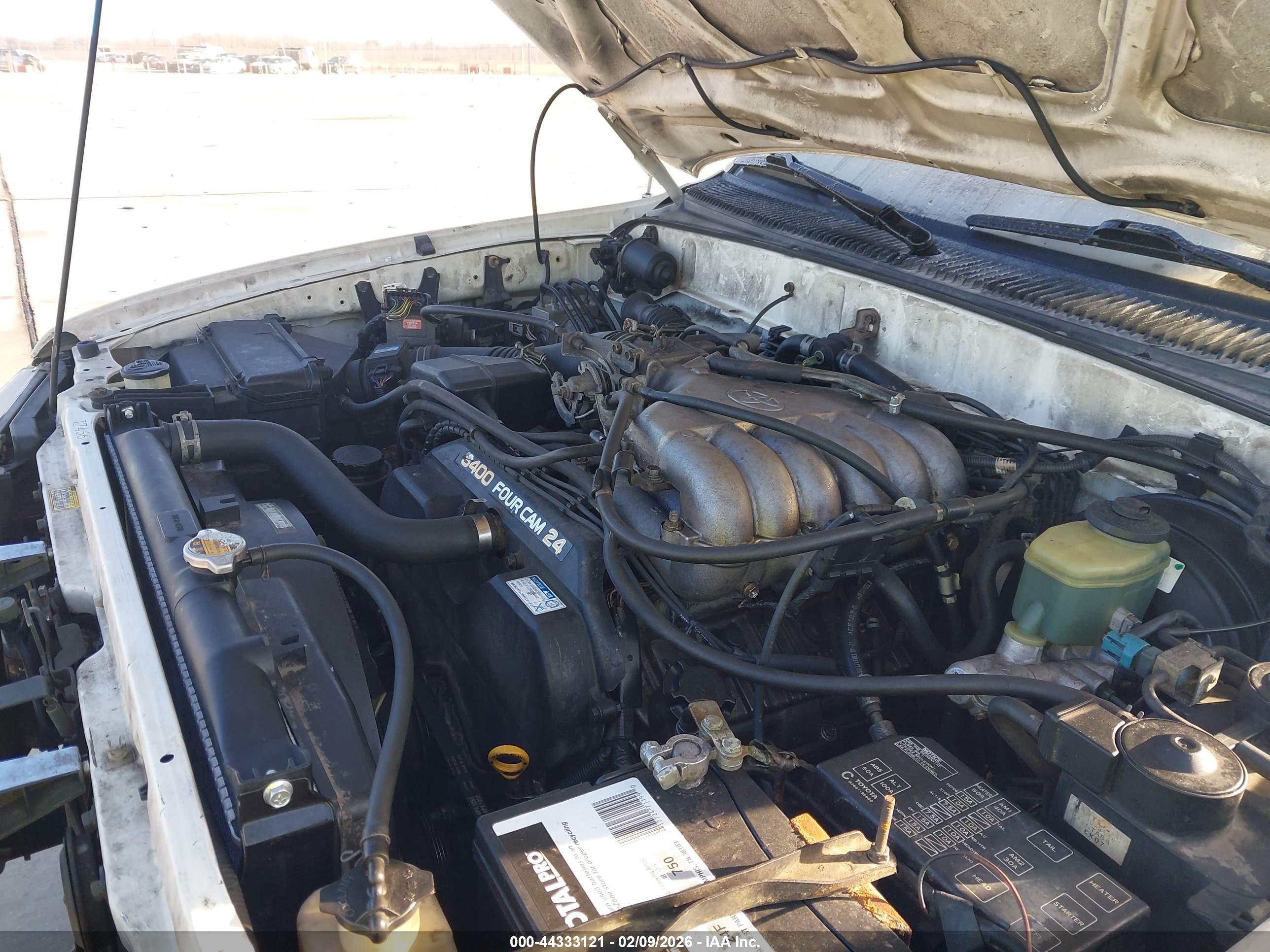 TOYOTA 4RUNNER image 10