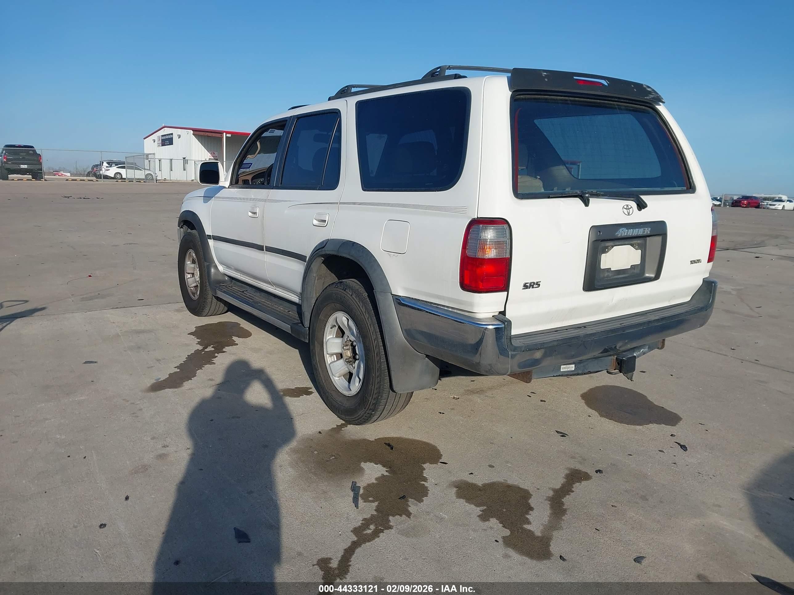 TOYOTA 4RUNNER image 3