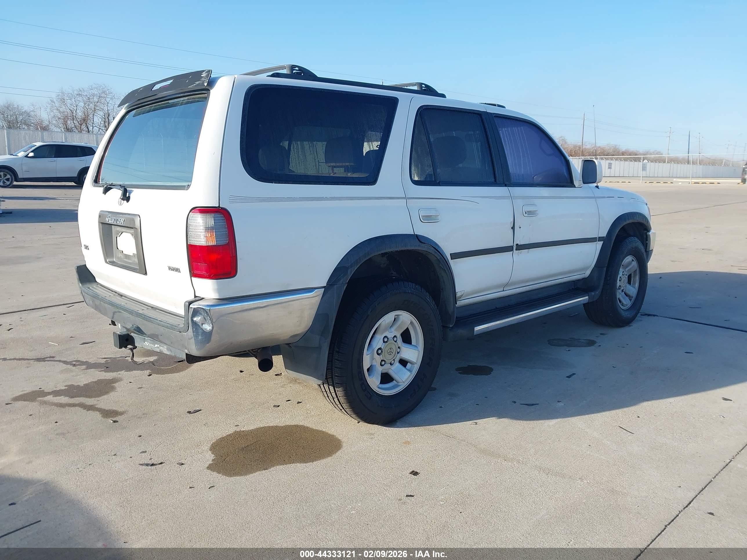 TOYOTA 4RUNNER image 4