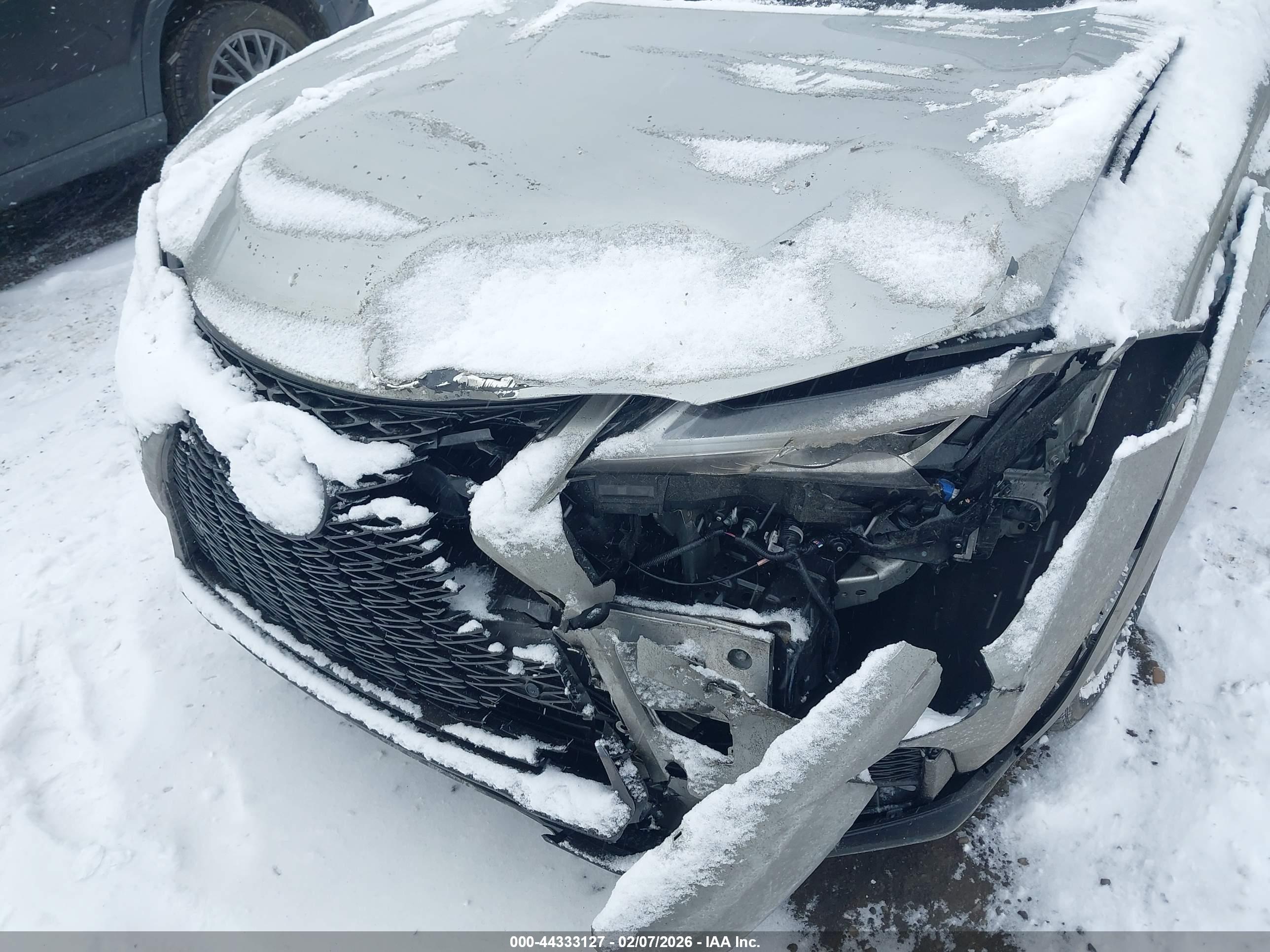 LEXUS UX image 6