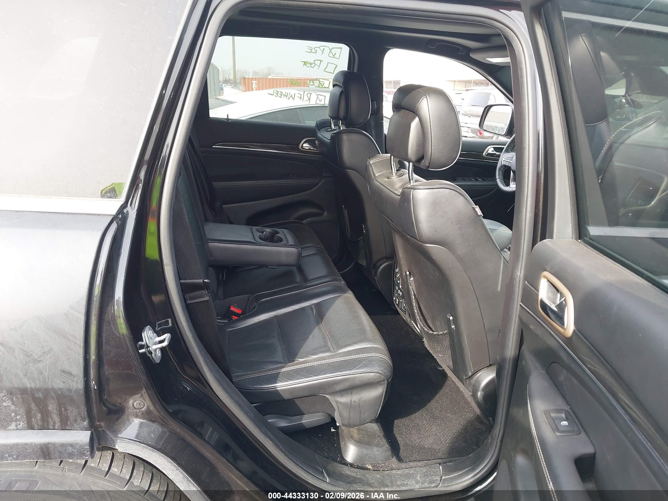 JEEP GRAND image 8