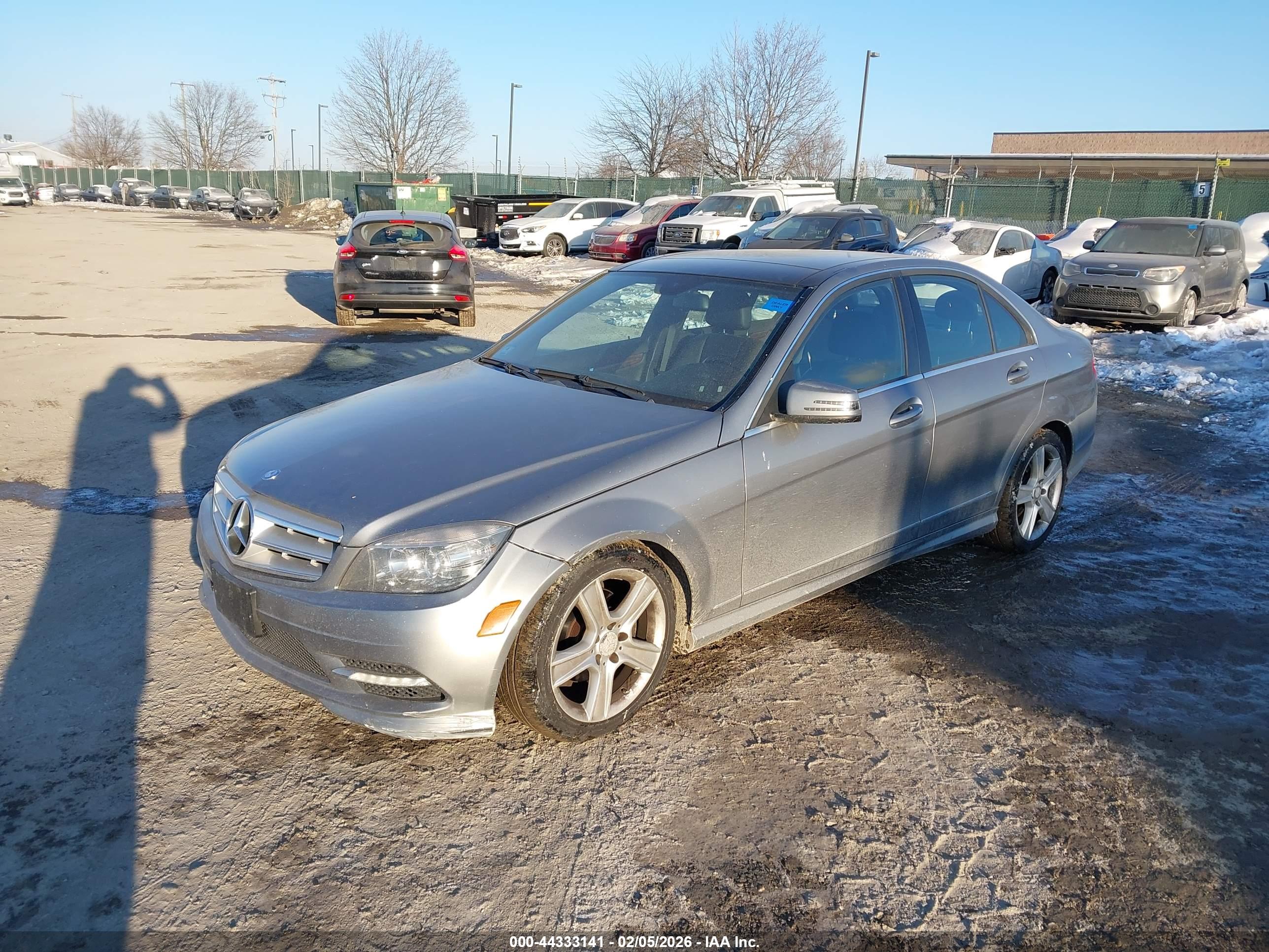 MERCEDES-BENZ C image 2