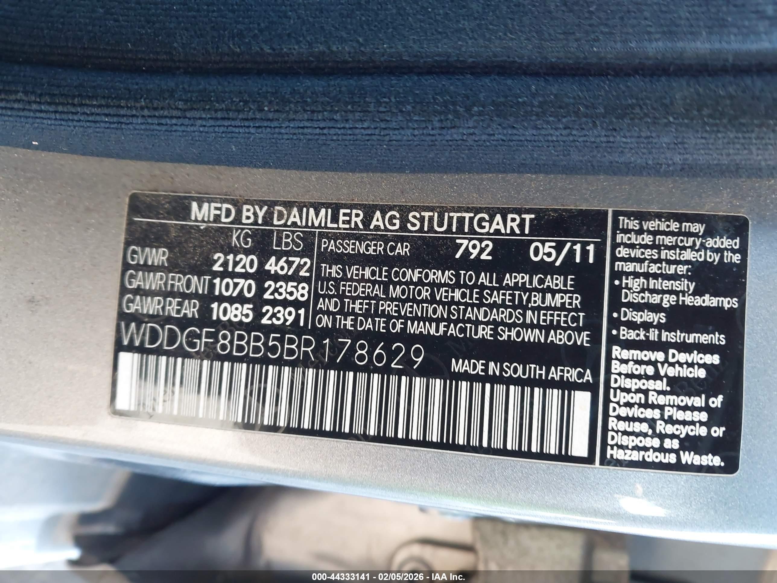 MERCEDES-BENZ C image 9