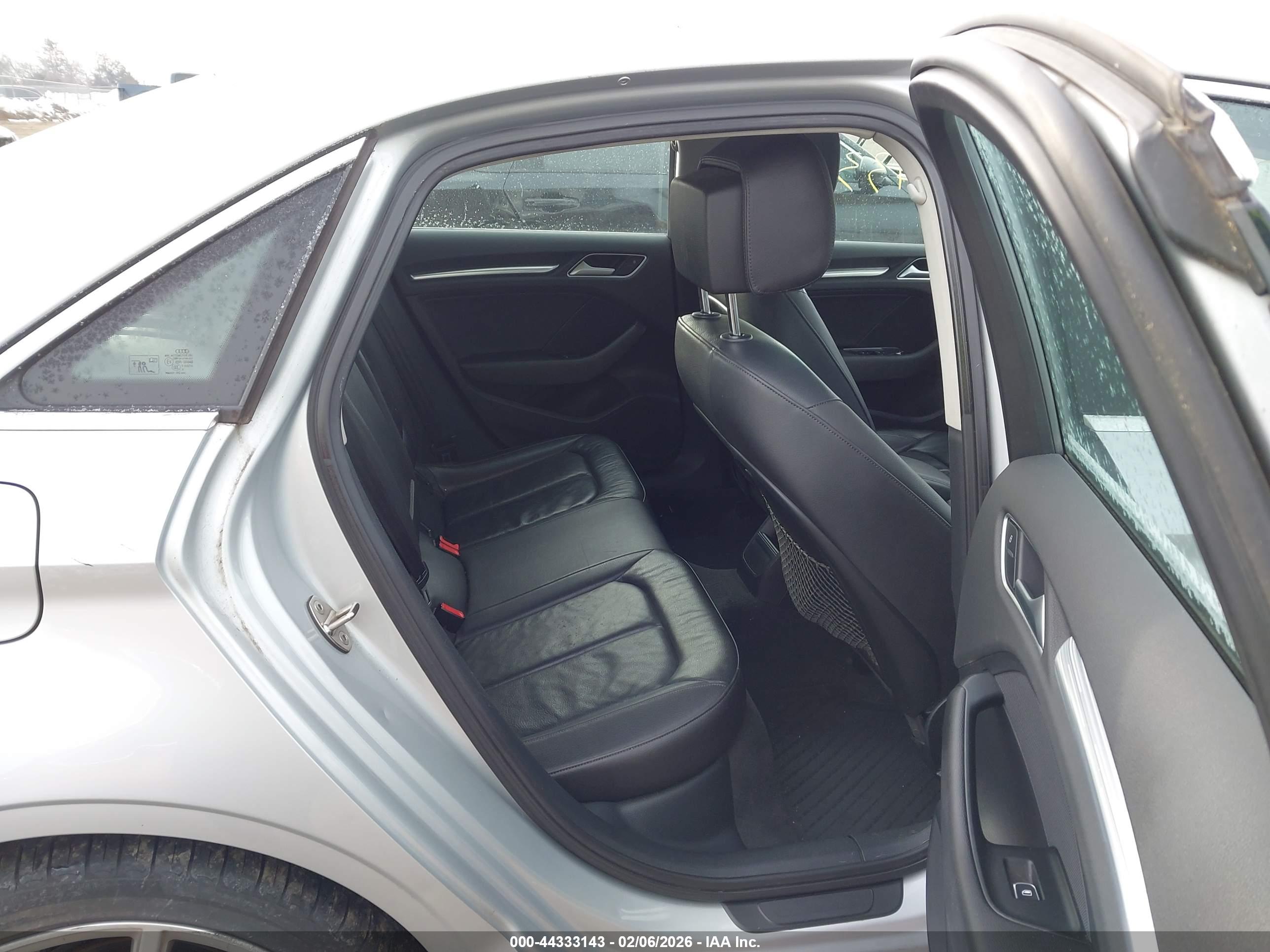 AUDI A3 image 8