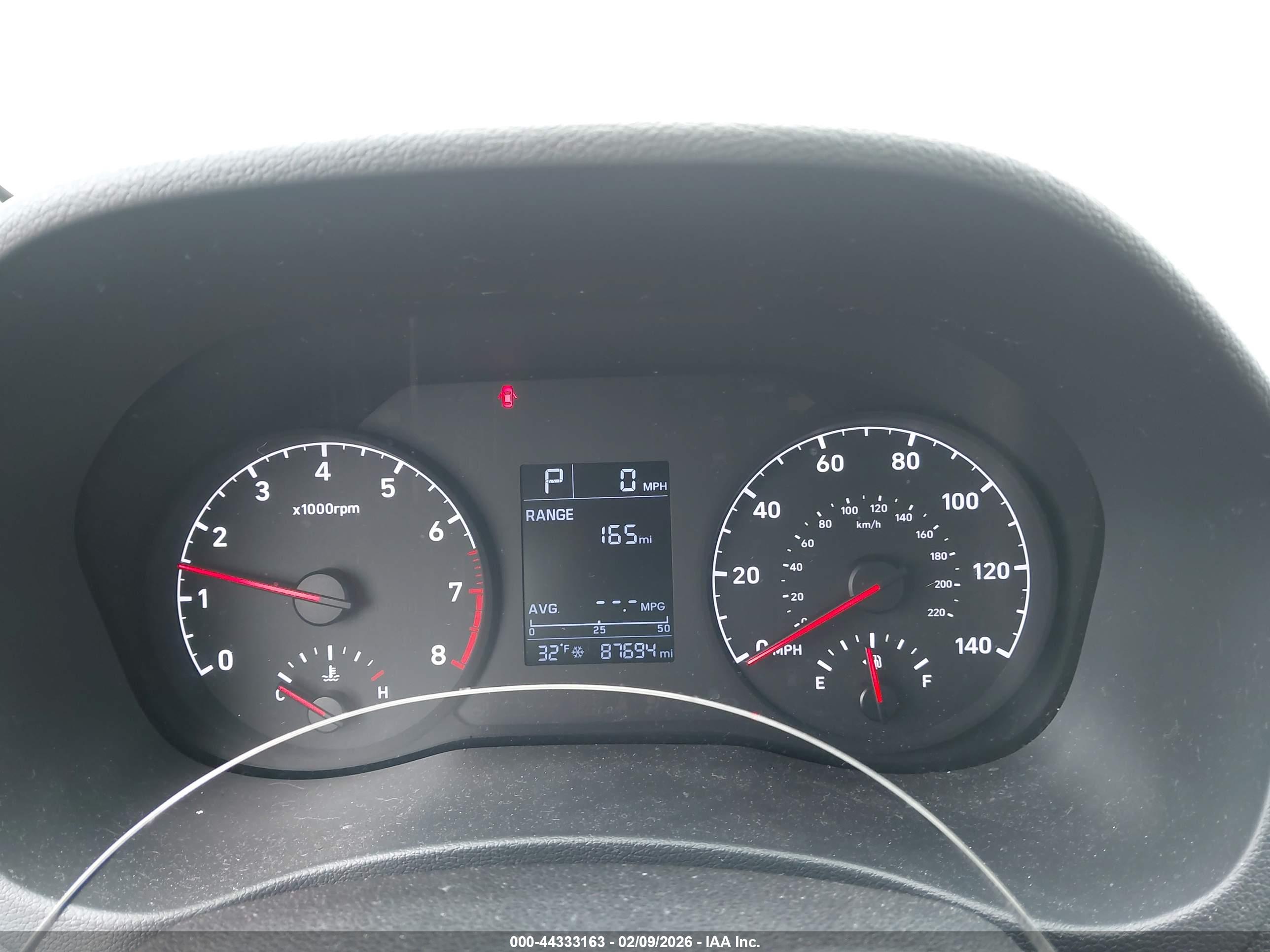 HYUNDAI ACCENT image 7