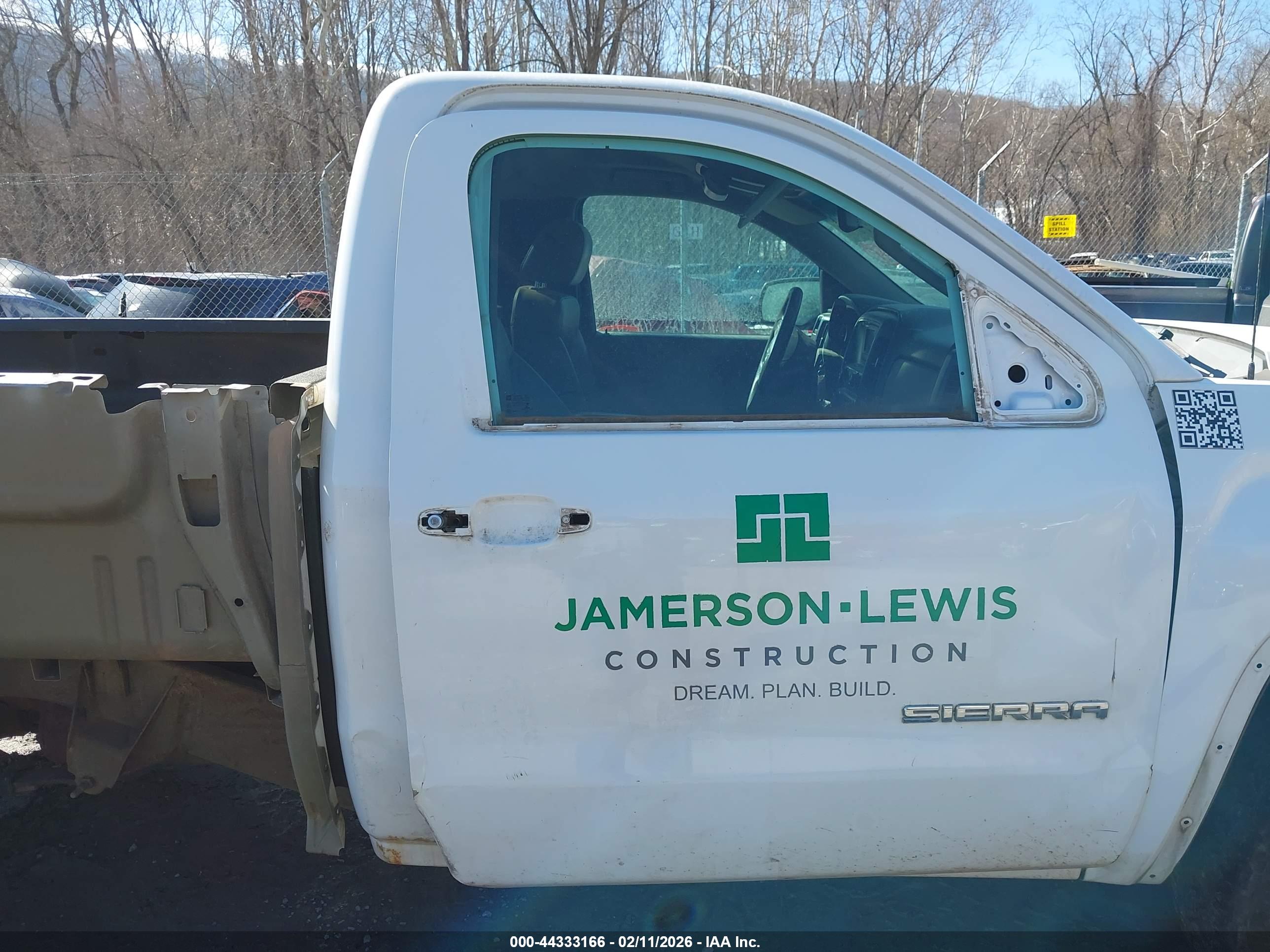 GMC SIERRA image 6