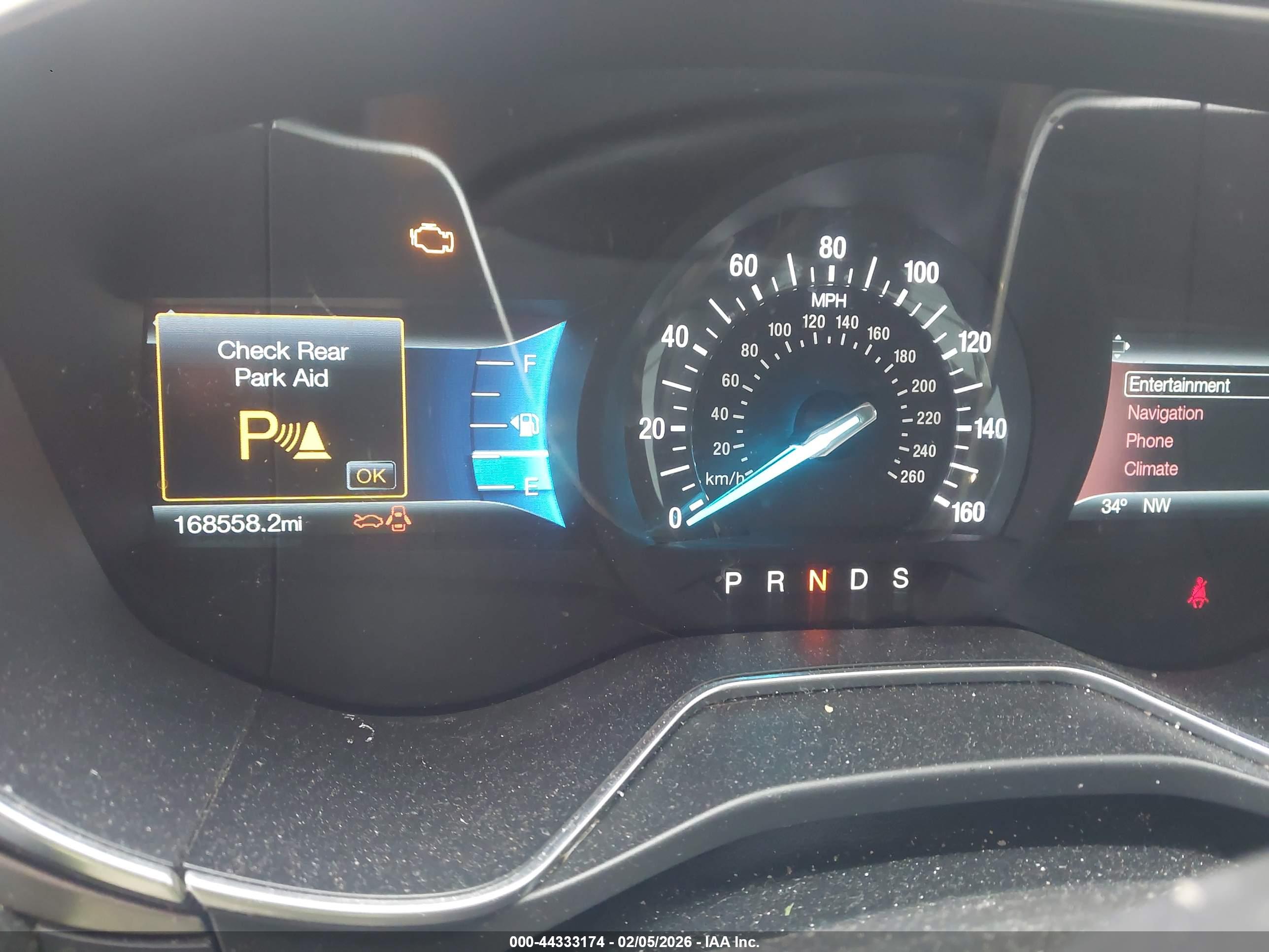 FORD FUSION image 7