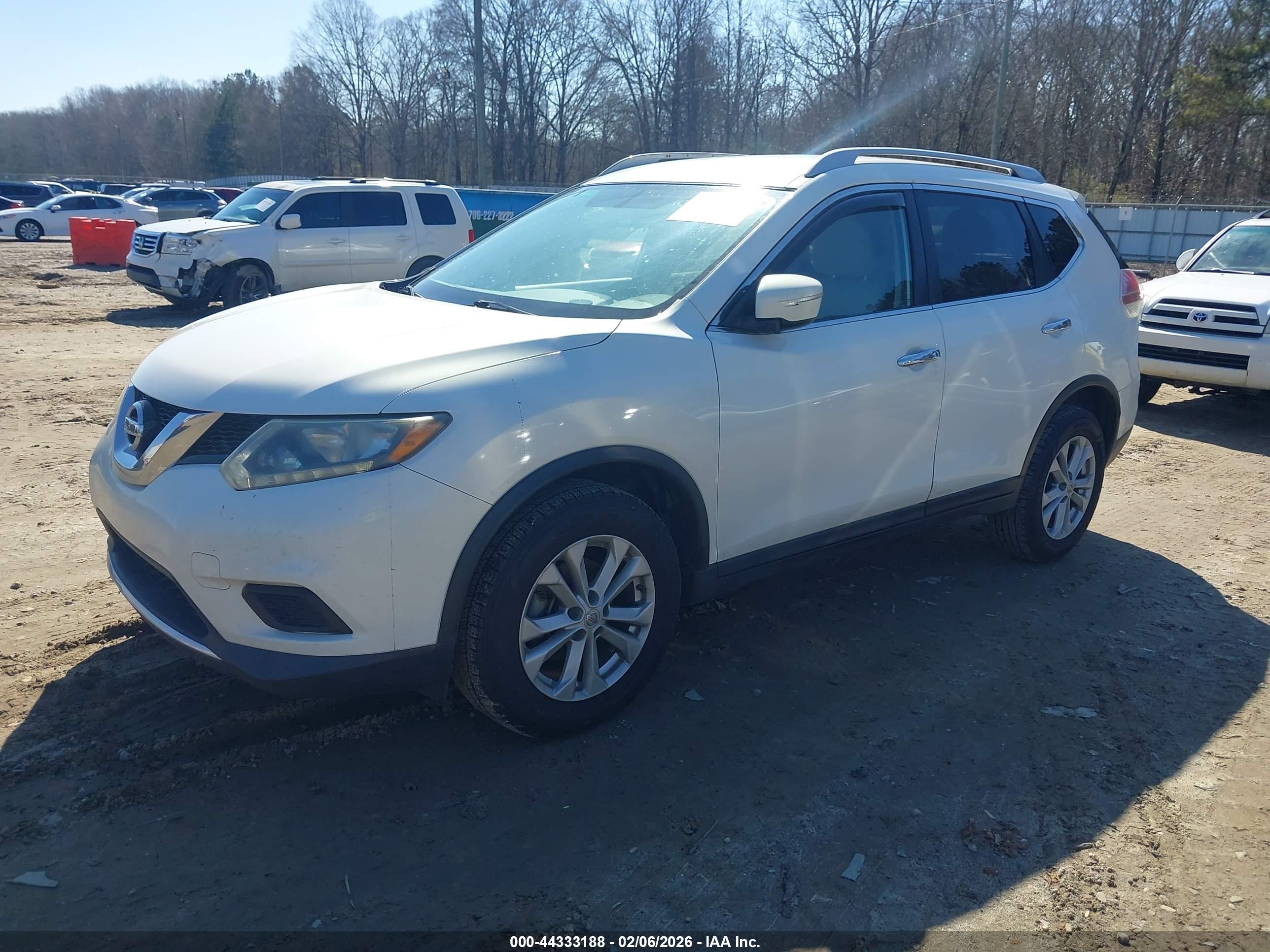 NISSAN ROGUE image 2
