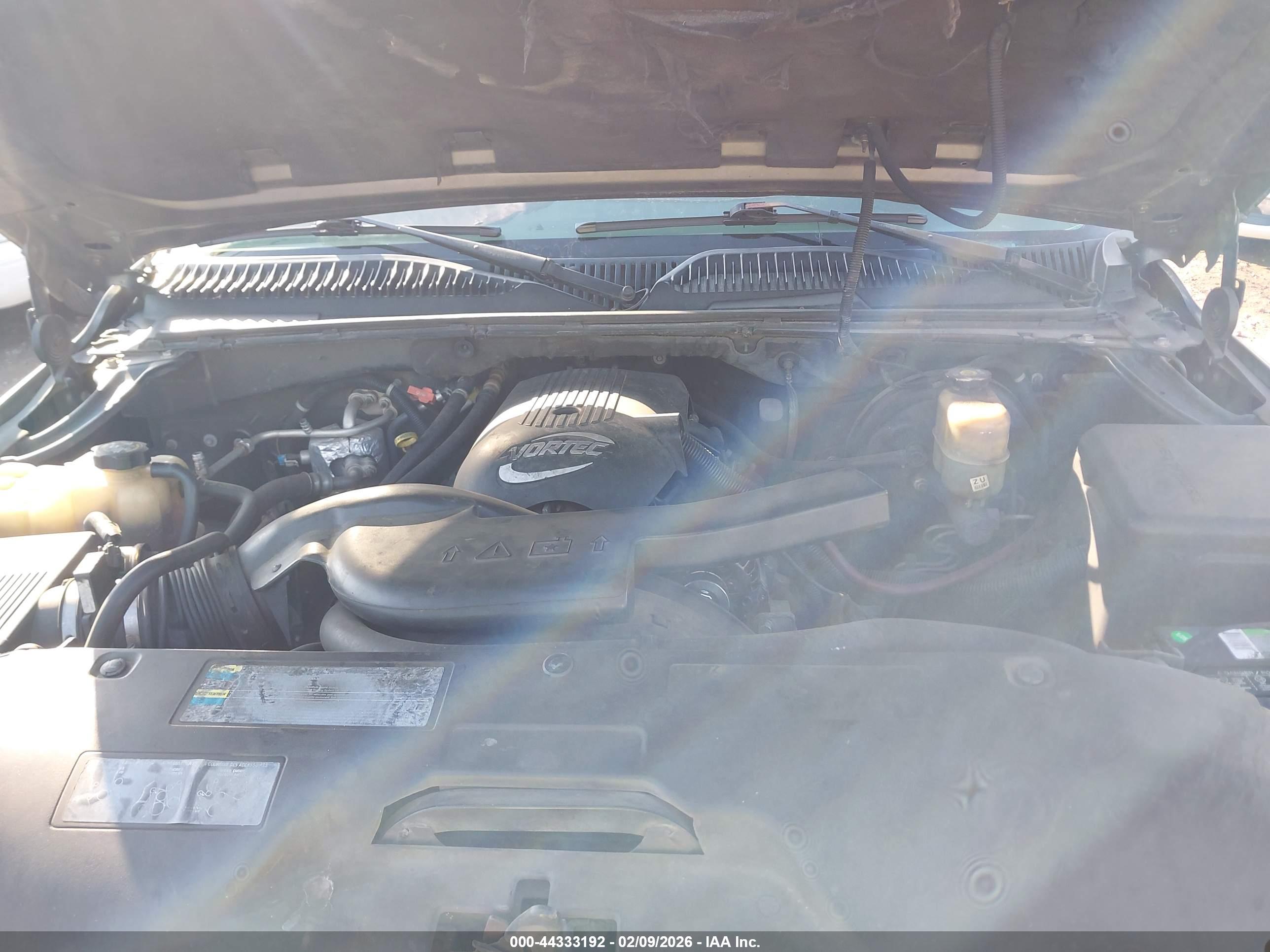 CHEVROLET TAHOE image 10
