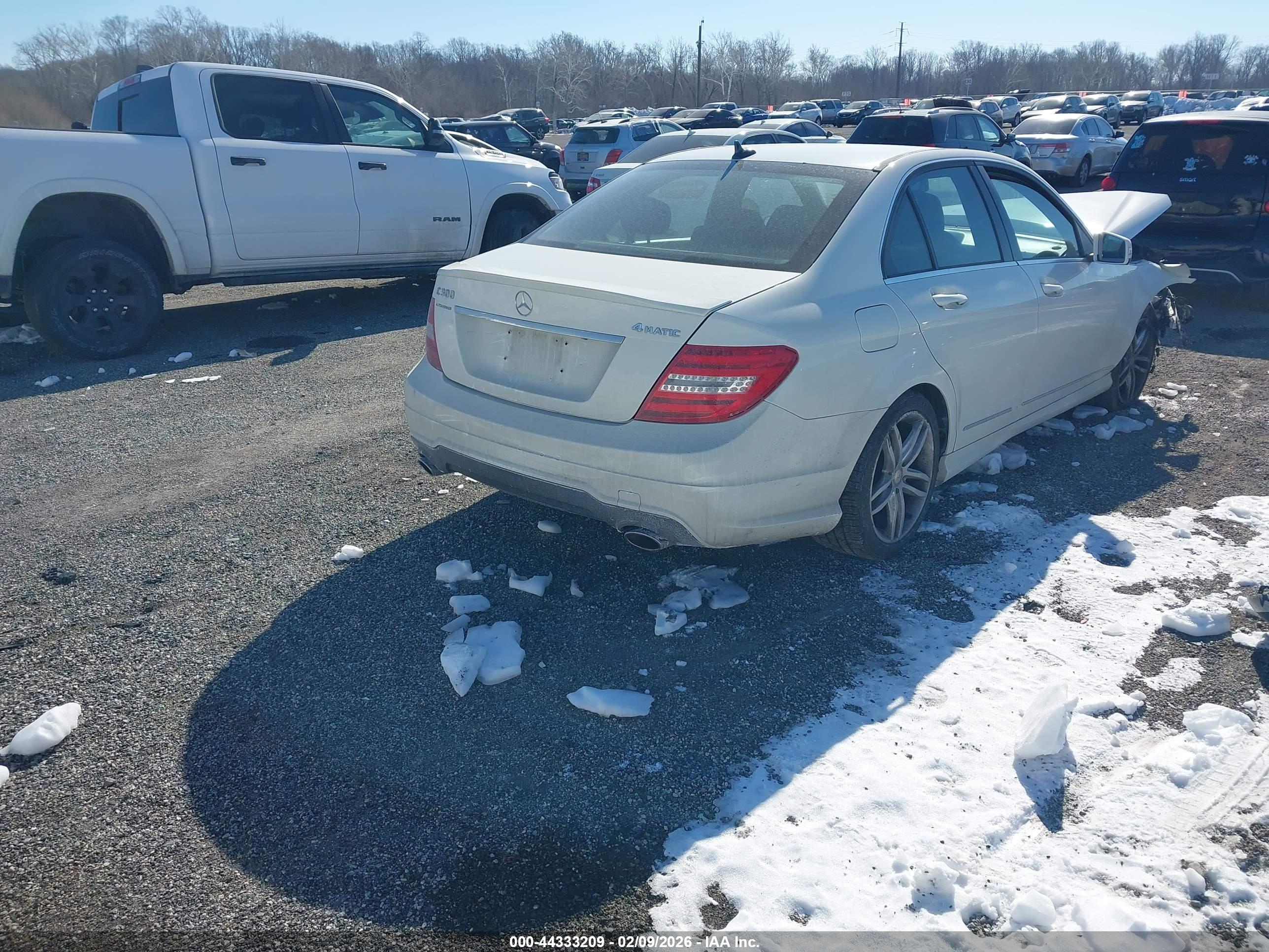 MERCEDES-BENZ C image 4