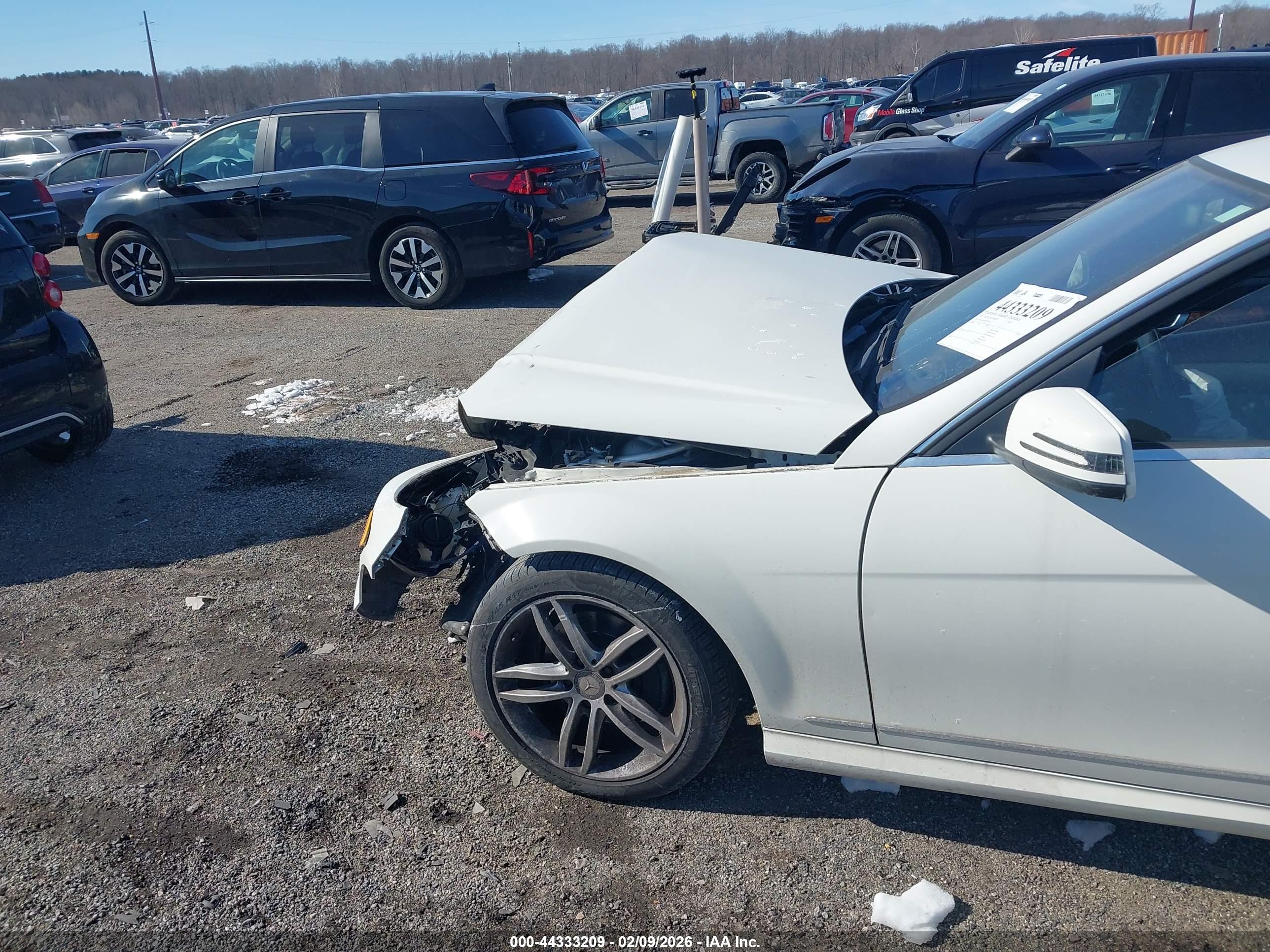 MERCEDES-BENZ C image 6