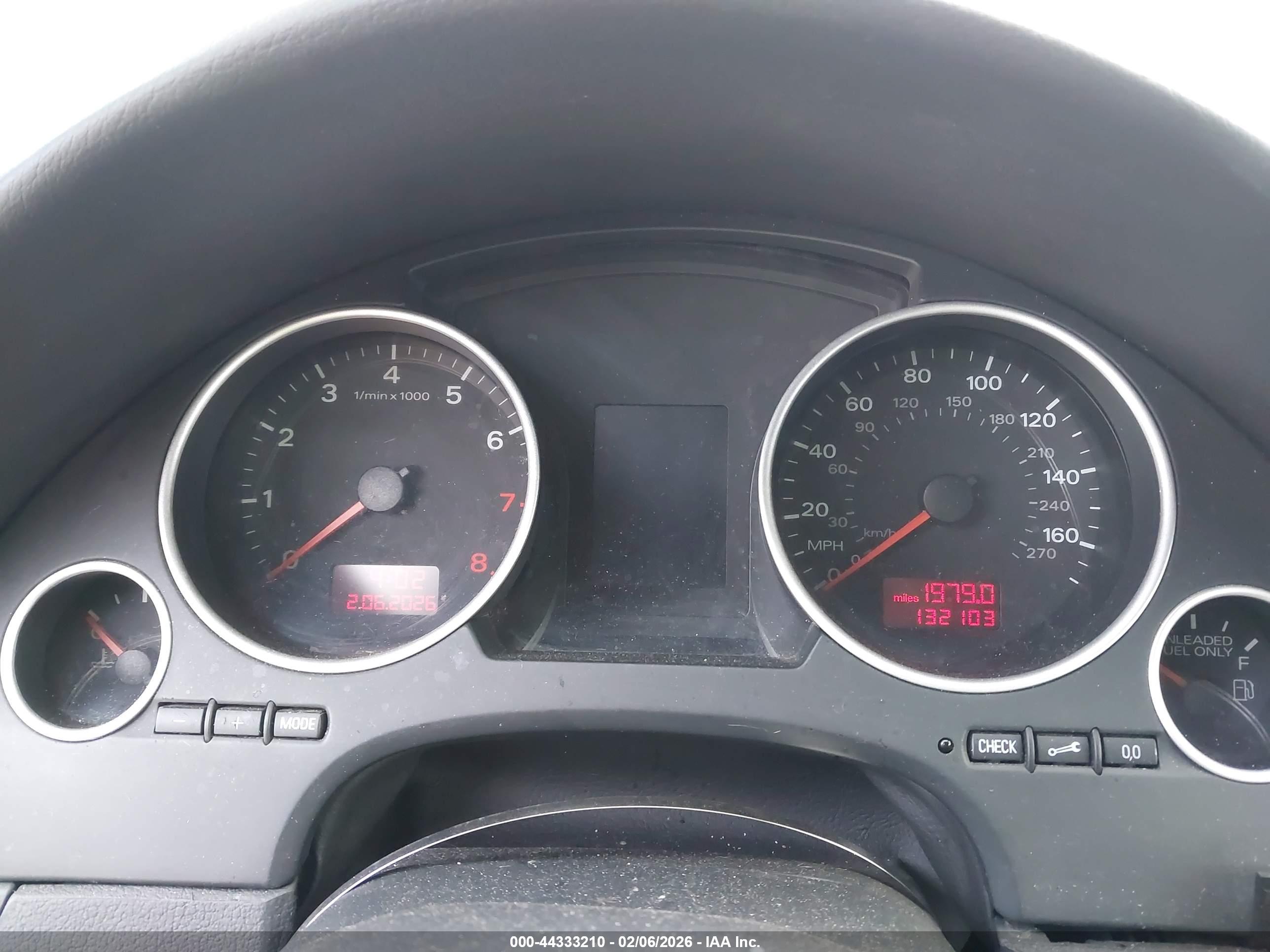 AUDI A4 image 7