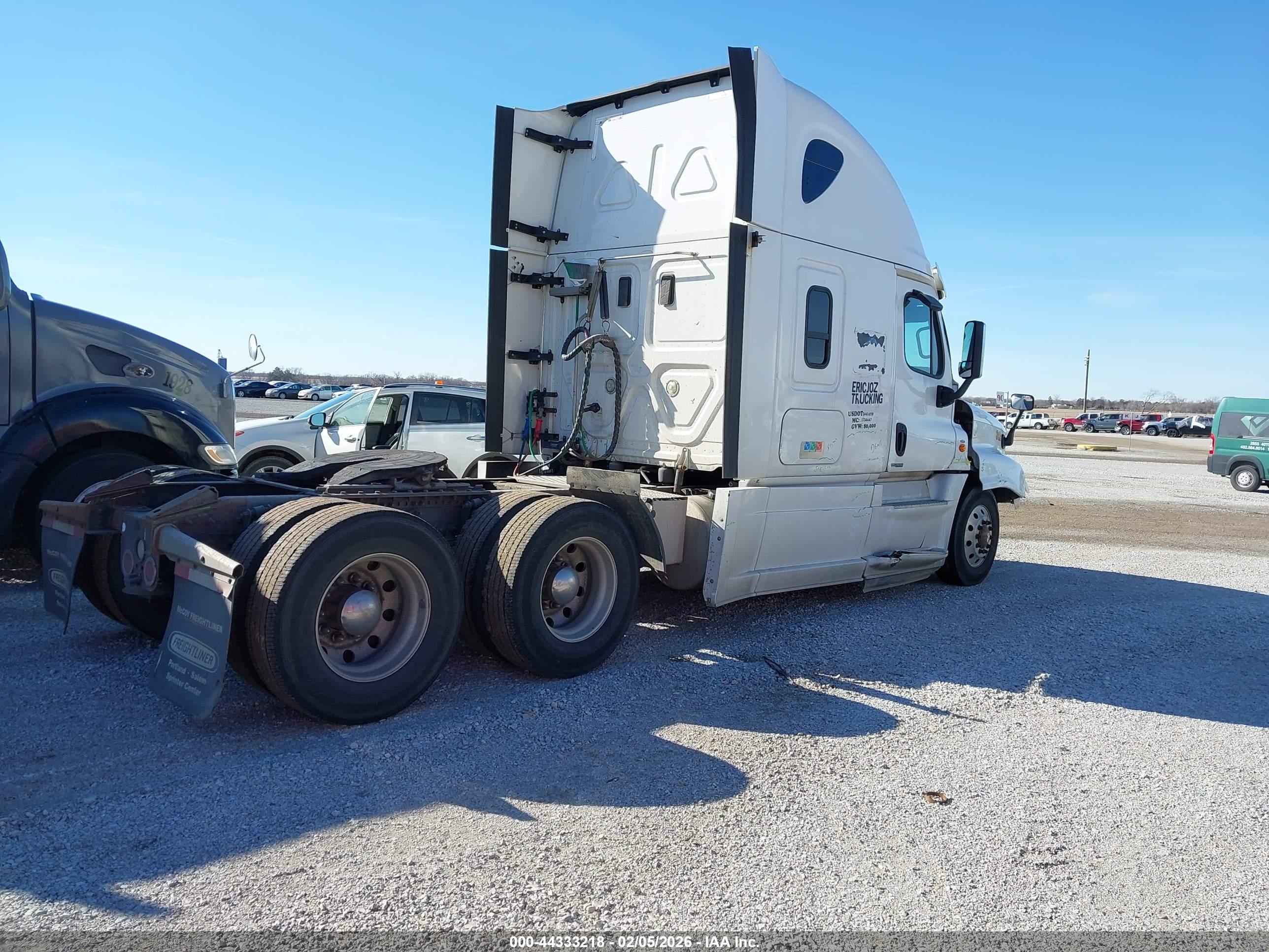 FREIGHTLINER CASCADIA image 4