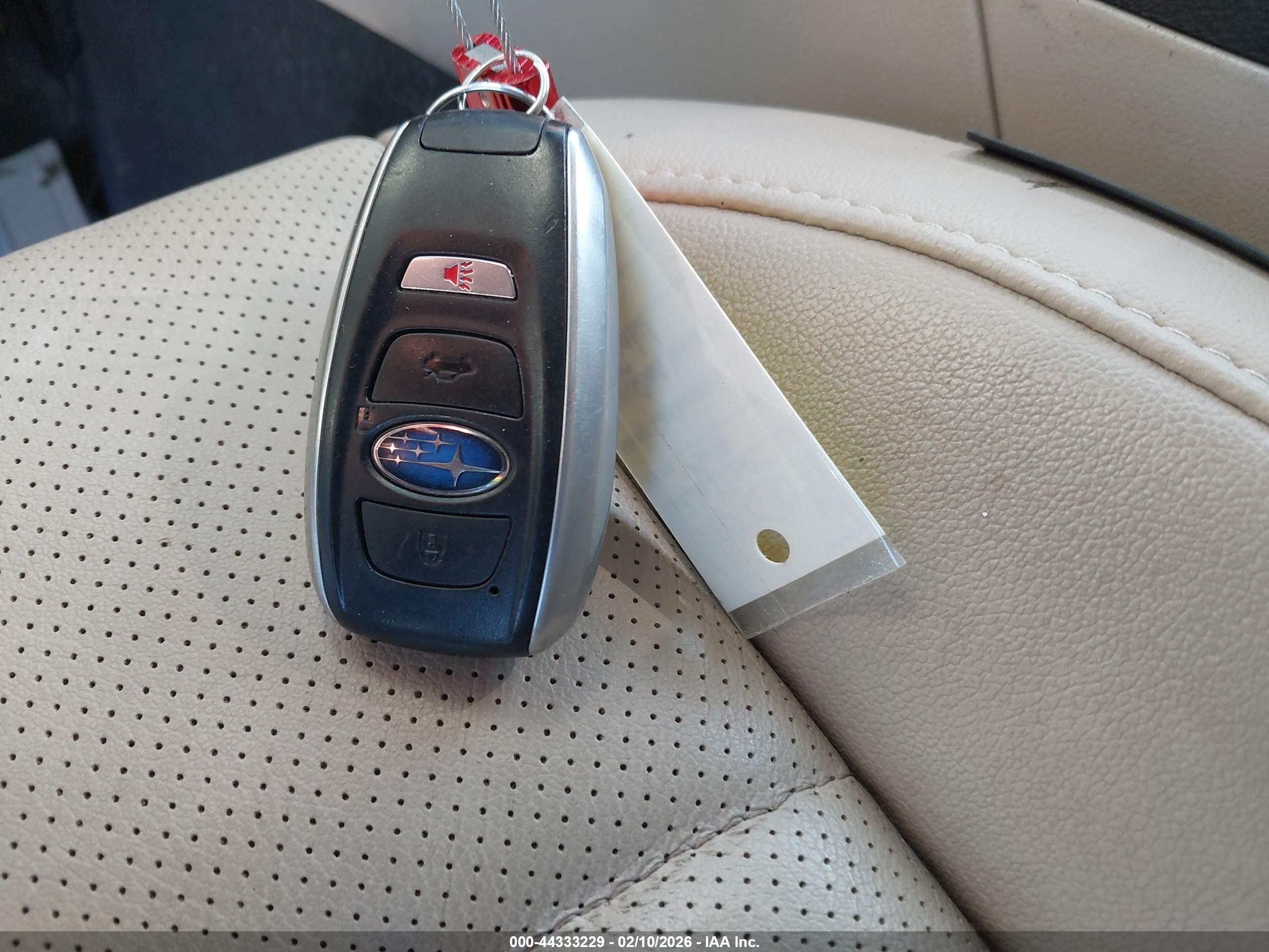 SUBARU OUTBACK image 11