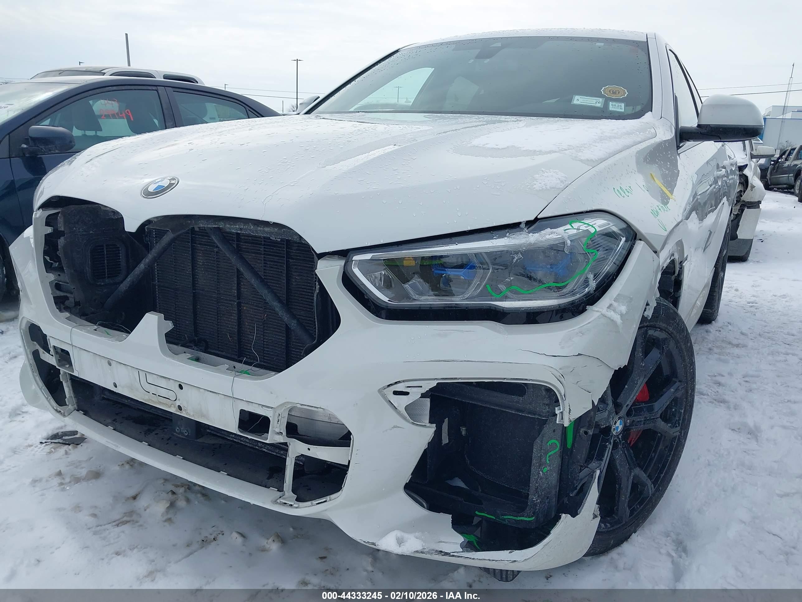 BMW X6 image 6