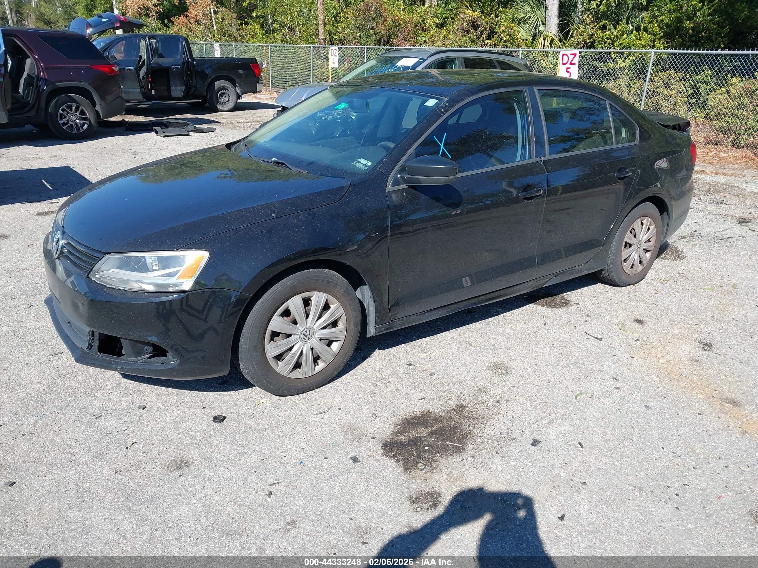 VOLKSWAGEN JETTA image 2