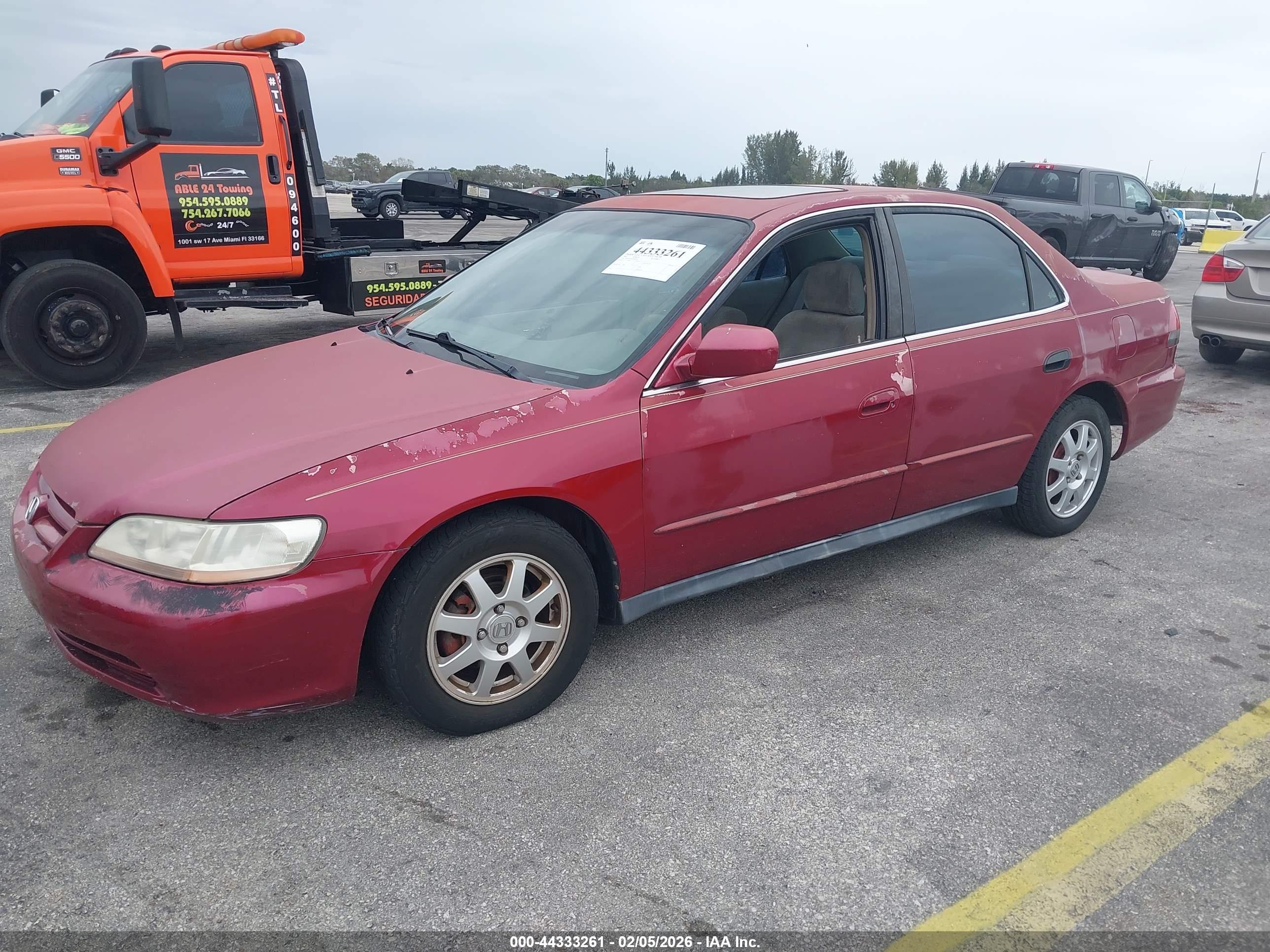 HONDA ACCORD image 2