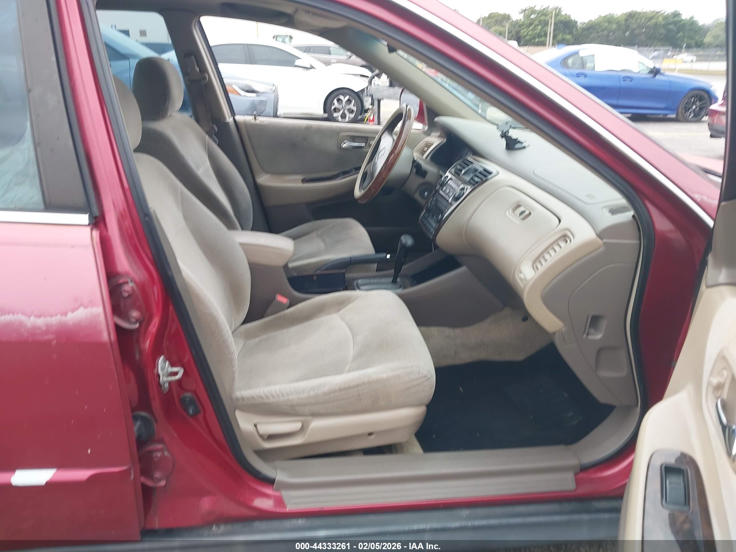 HONDA ACCORD image 5