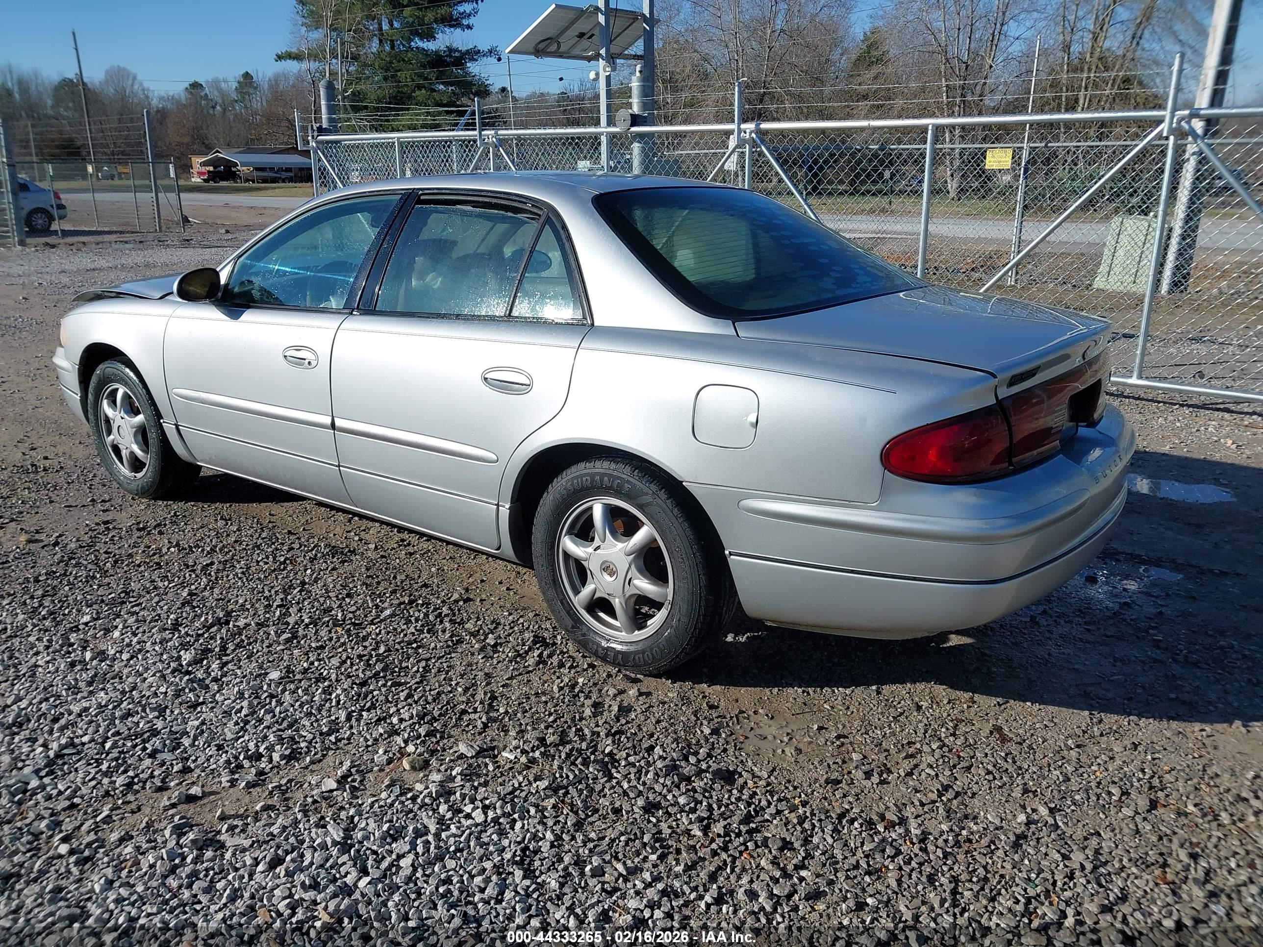 BUICK REGAL image 3