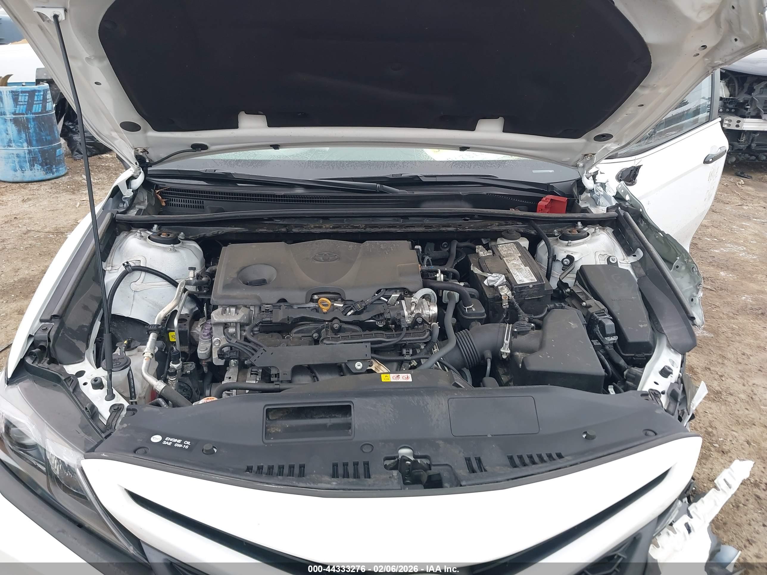 TOYOTA CAMRY image 10