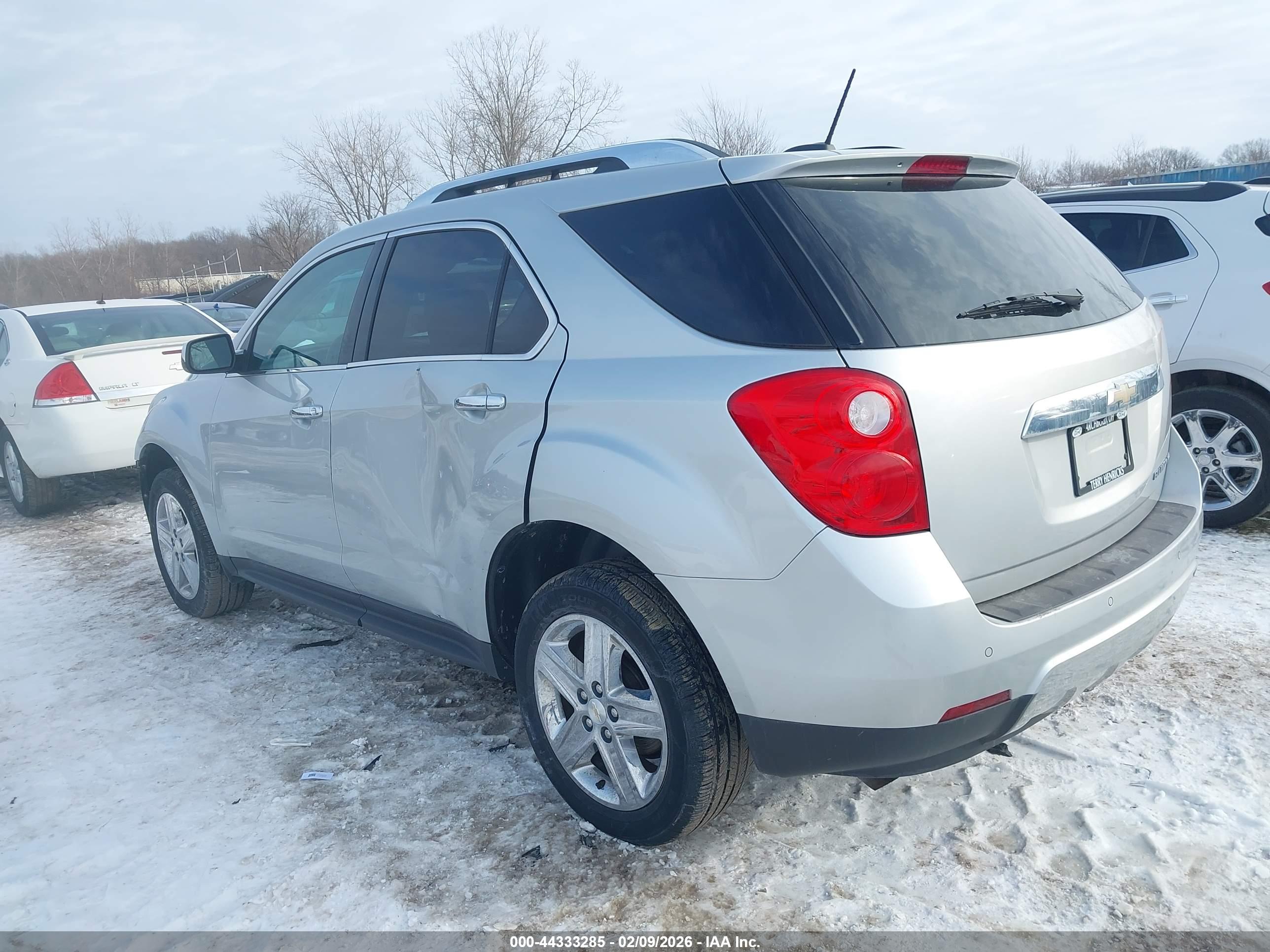 CHEVROLET EQUINOX image 3