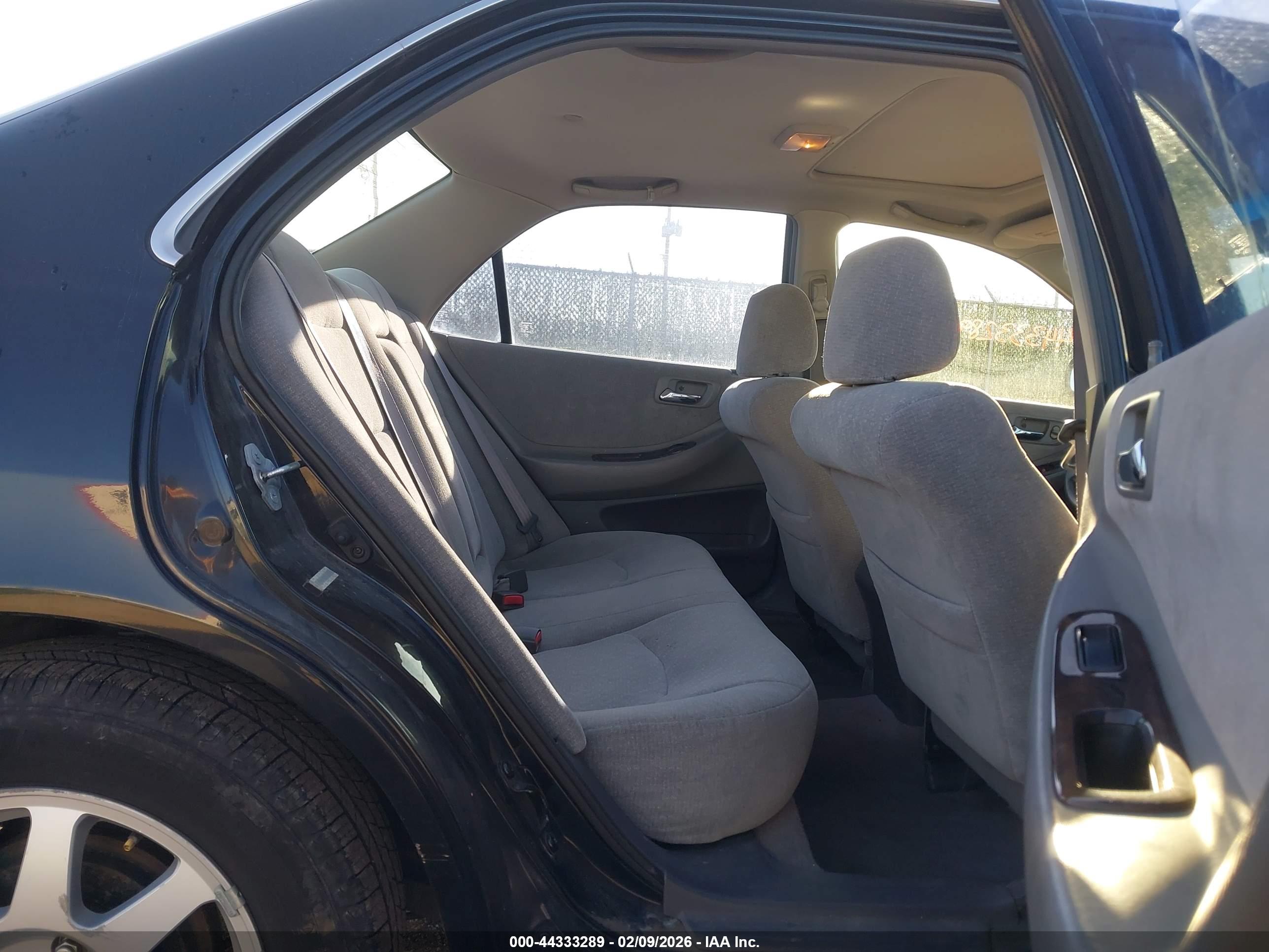 HONDA ACCORD image 8